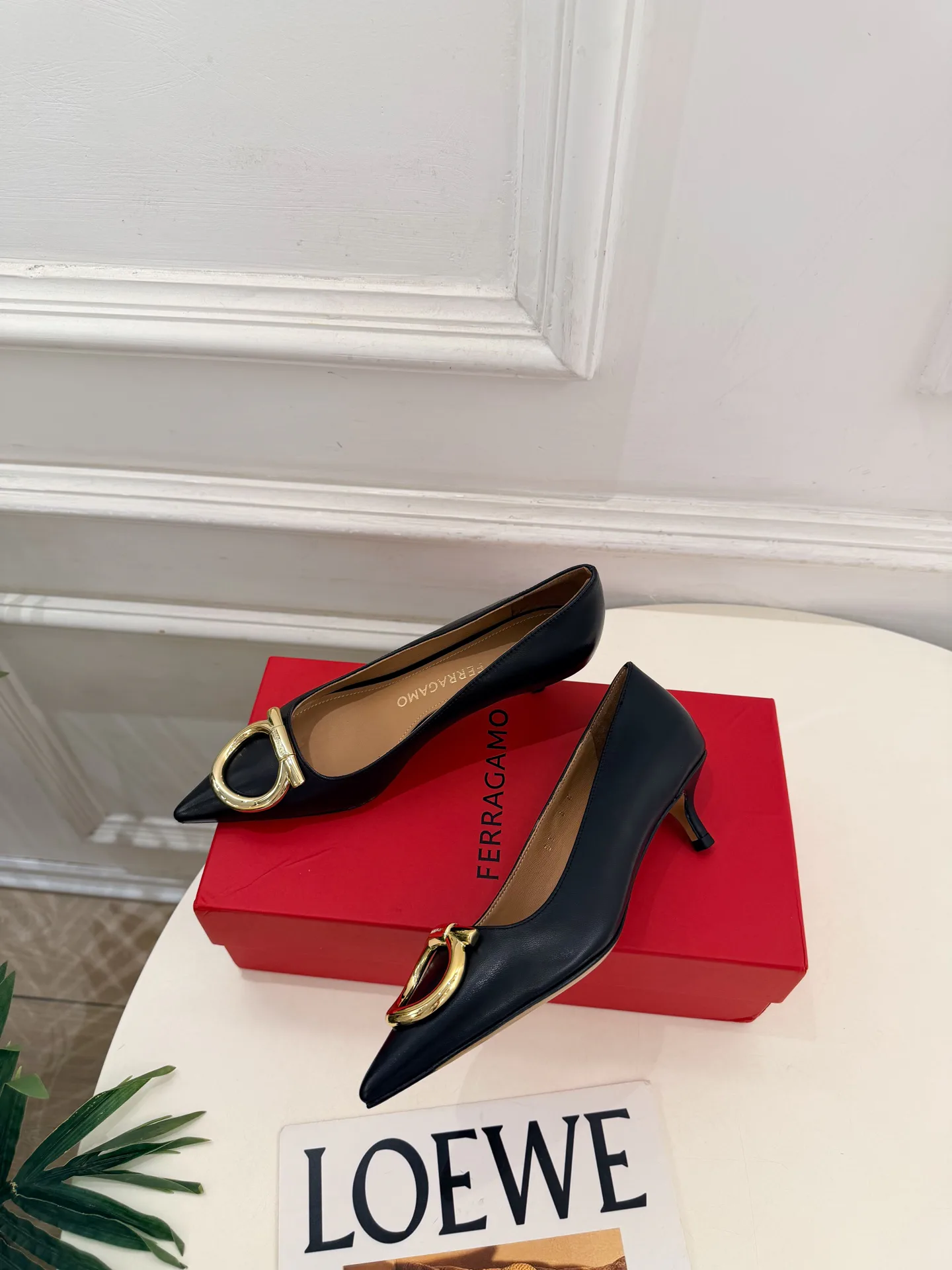 Туфли Женские Salvatore Ferragamo 18034110