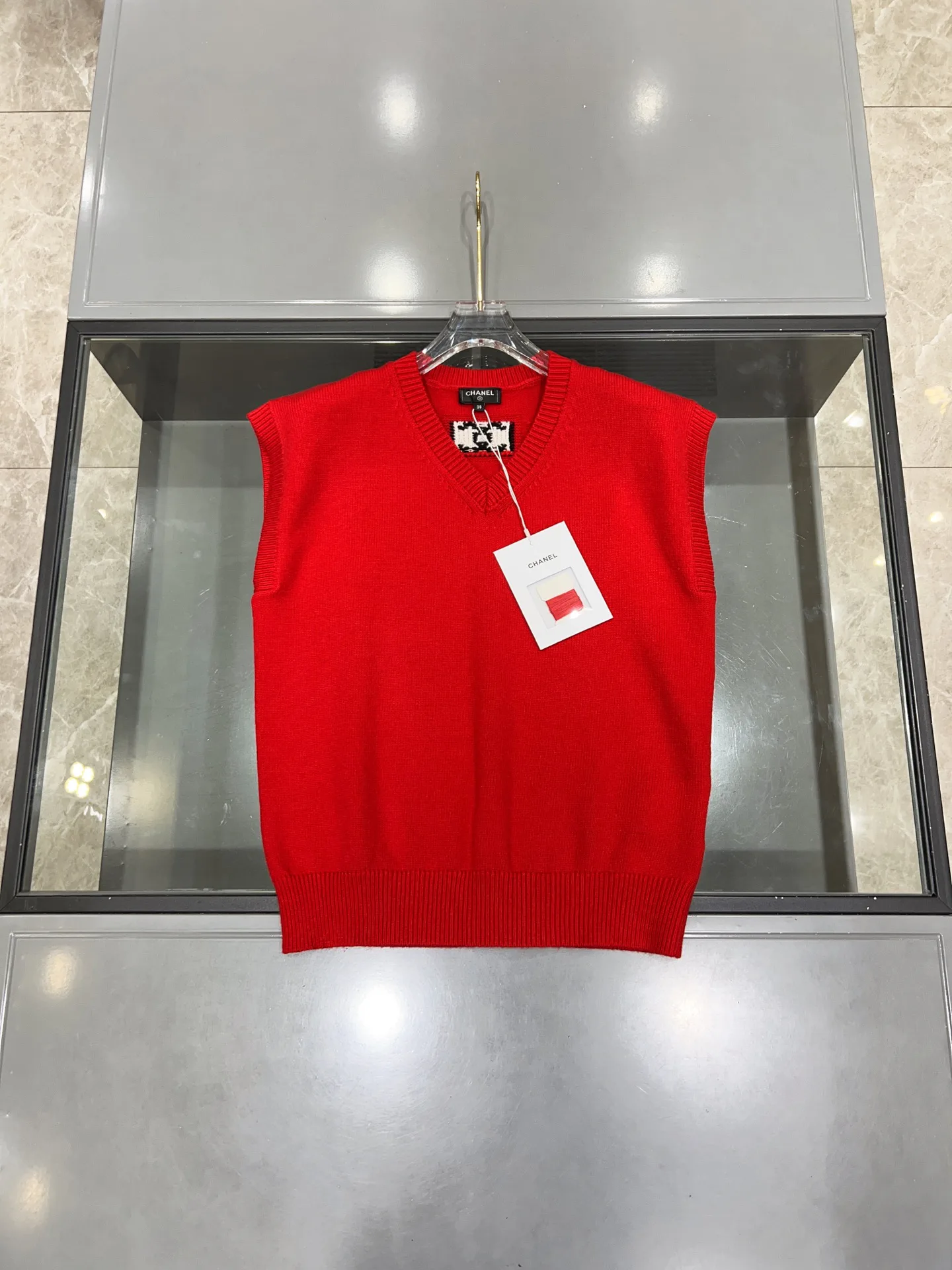Жилеты Женские Chanel 5542334