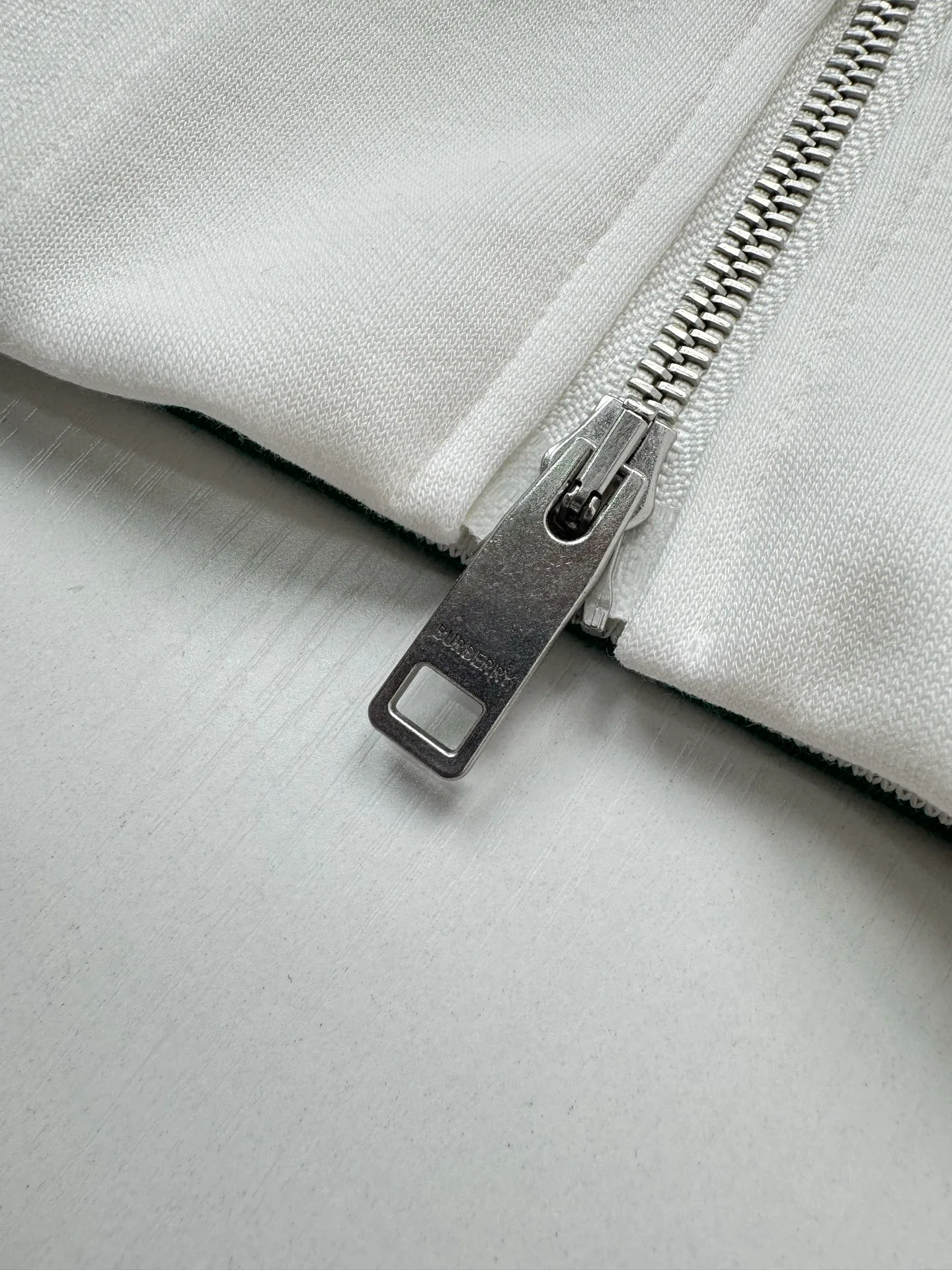 Куртки И Пуховики Мужские Burberry 17585884