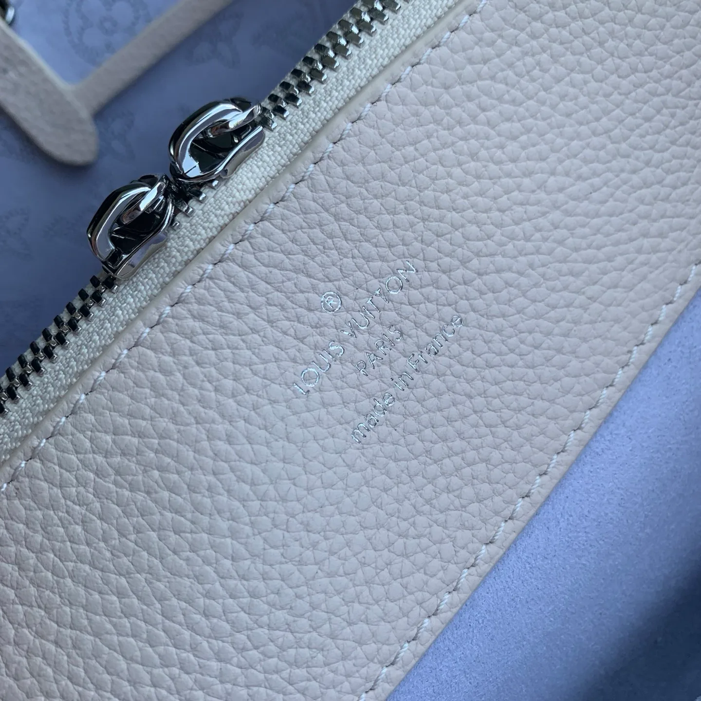 Классические Сумки Женские Louis Vuitton 18147476