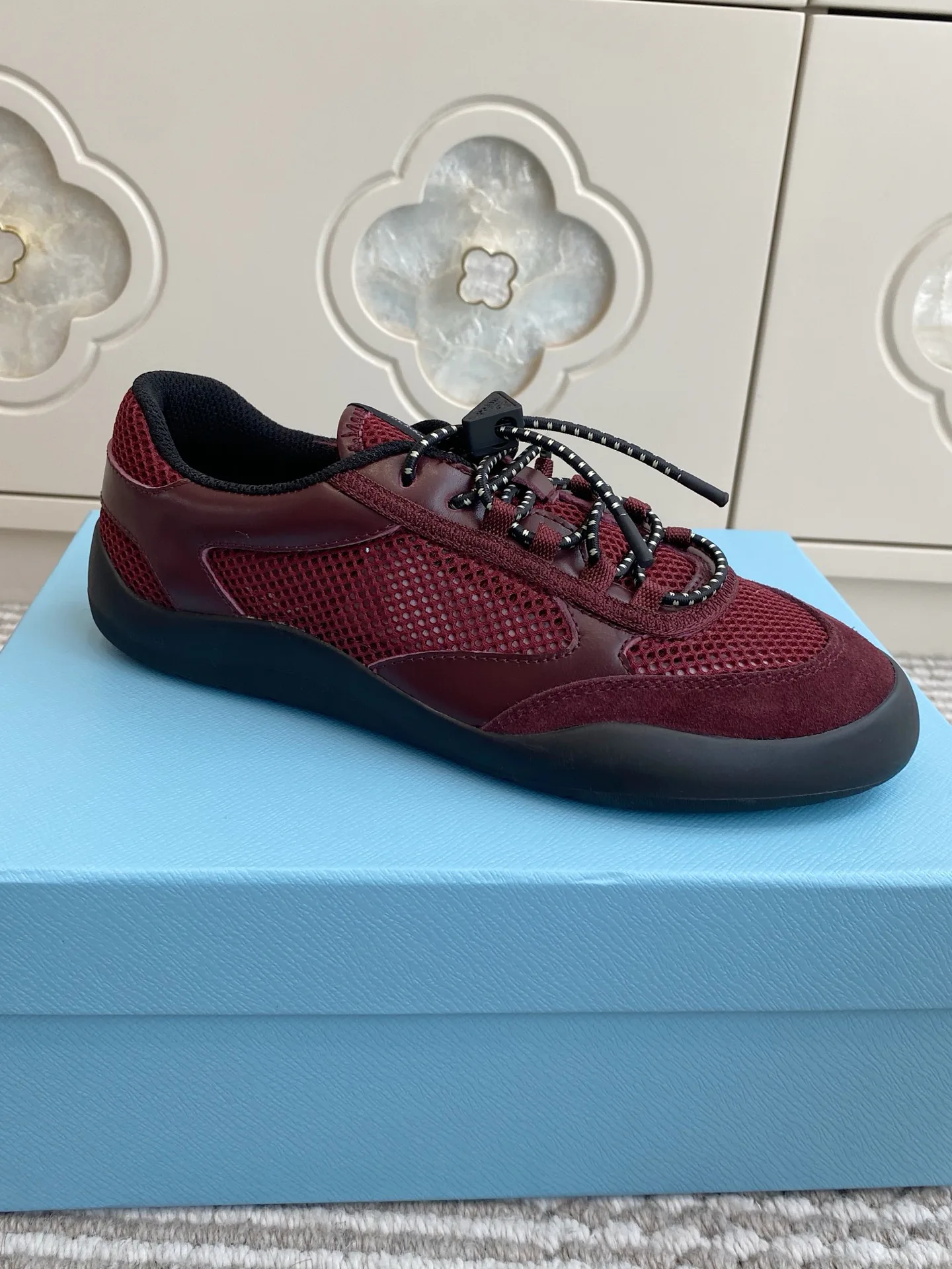 Кроссовки Женские Prada 13239505