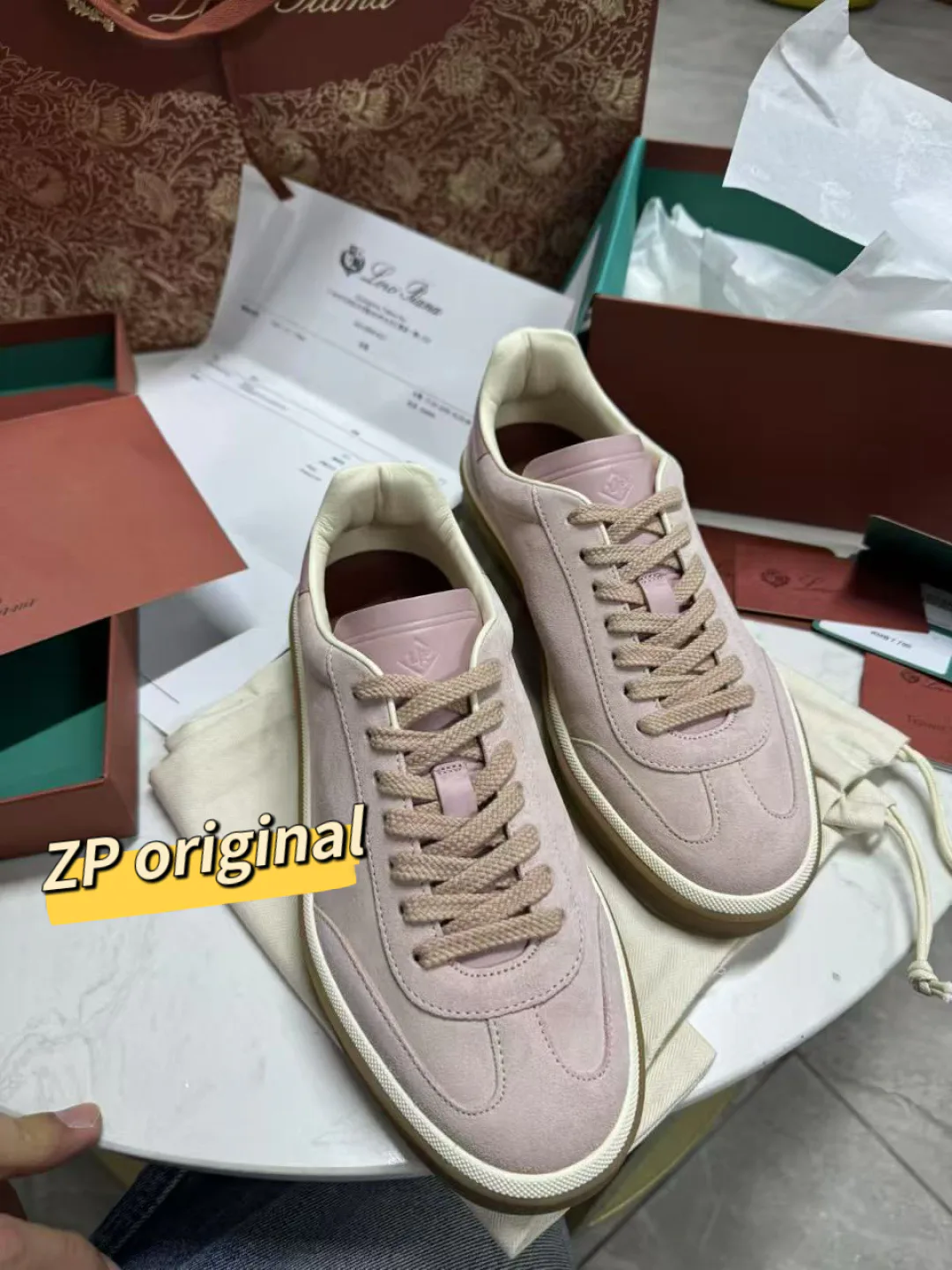 Кроссовки Женские Loro Piana 10081