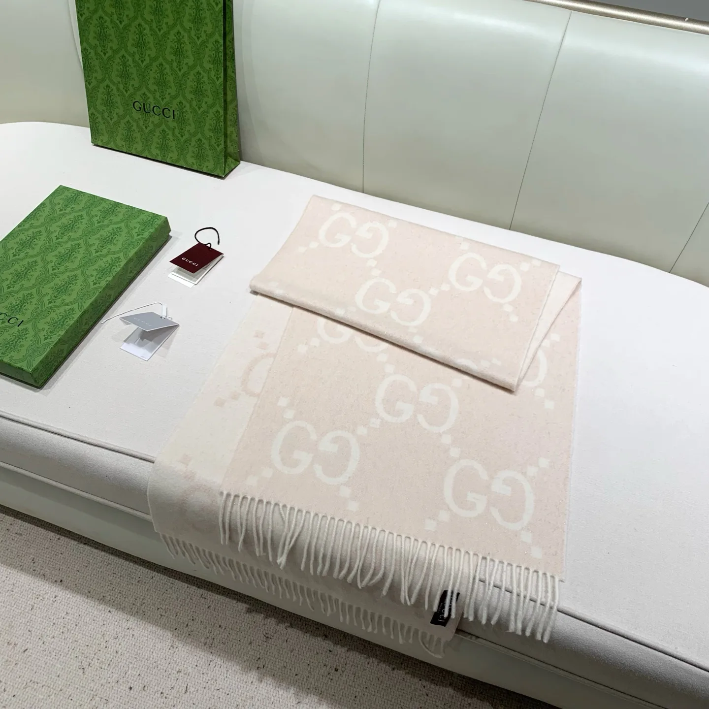 Шарфы Gucci 476122