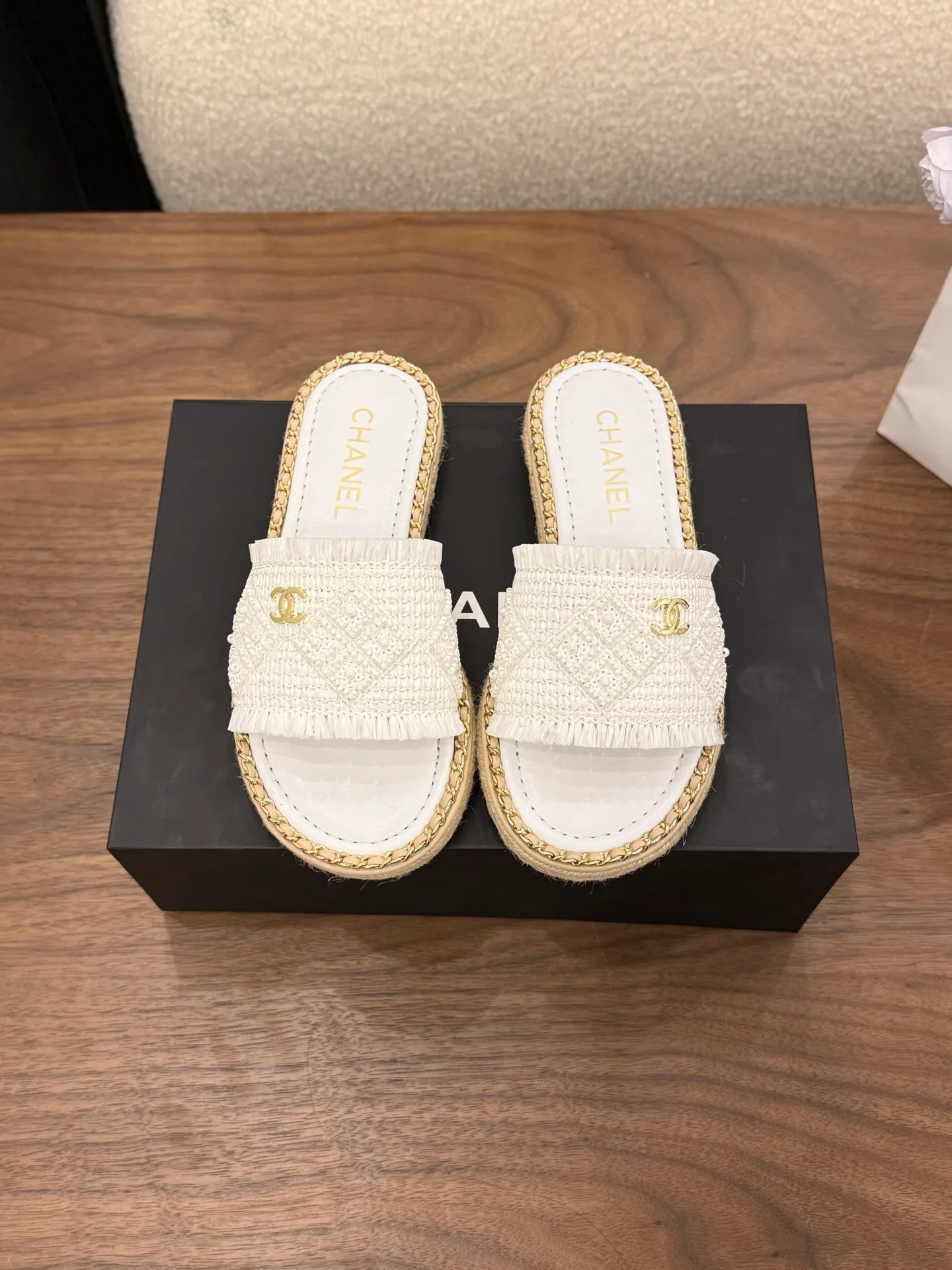Сандалии Женские Chanel 11559224