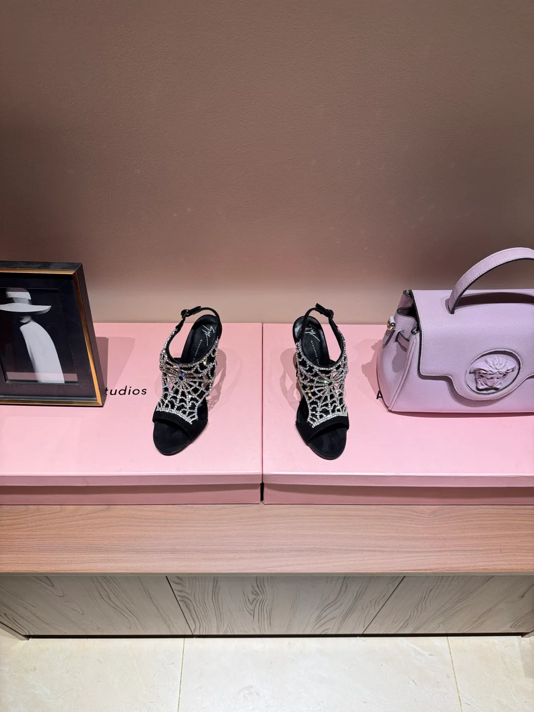 Босоножки Женские Giuseppe Zanotti 13183691