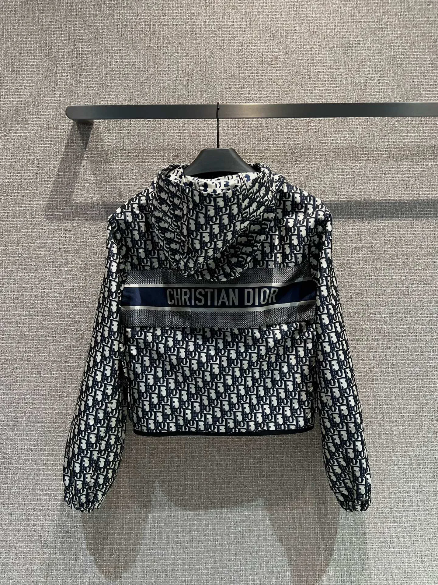 Куртки И Пуховики Женские Christian Dior 4728438