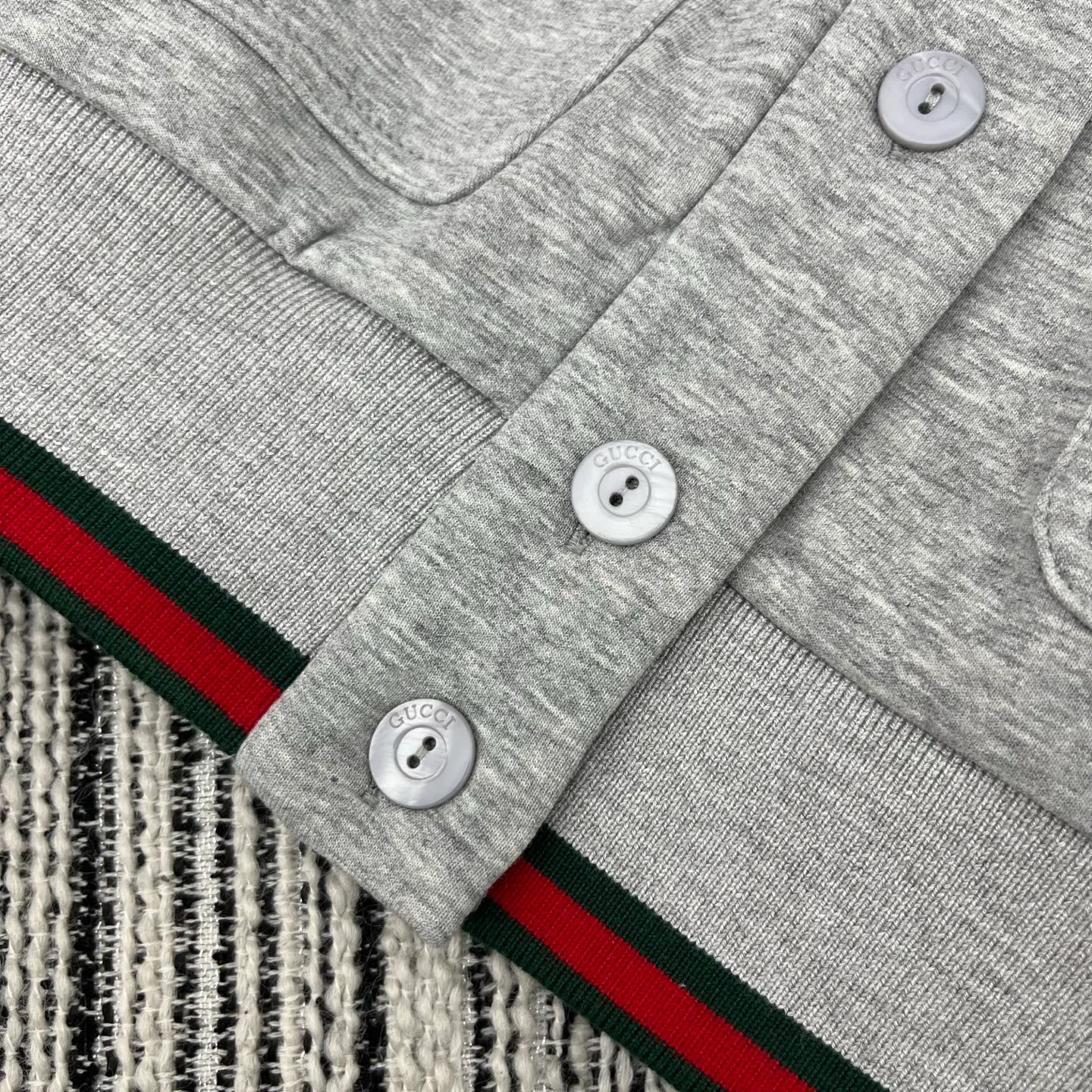 Джемперы И Свитеры Женские Gucci 9598311