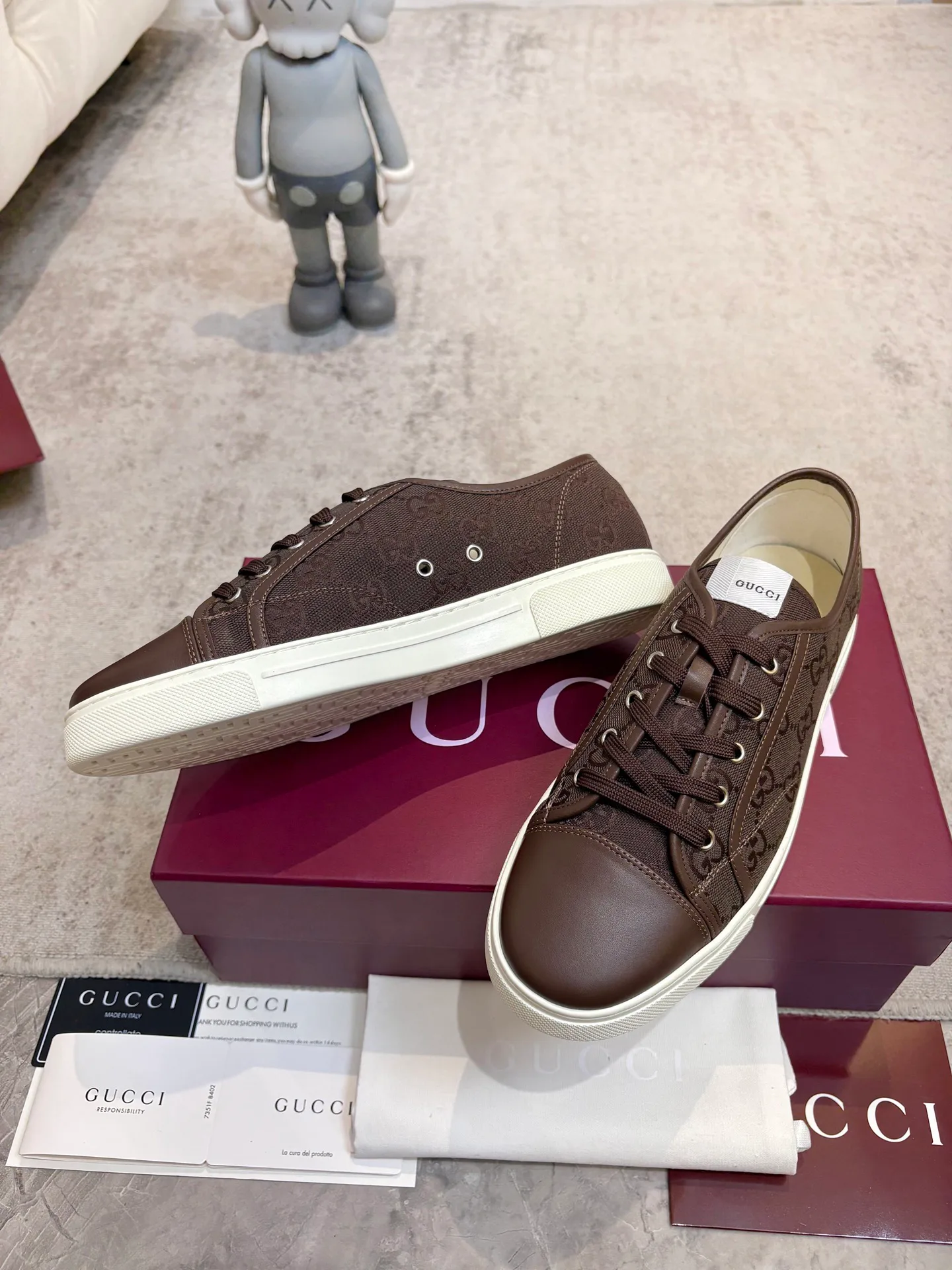 Кроссовки Женские Gucci 18901590