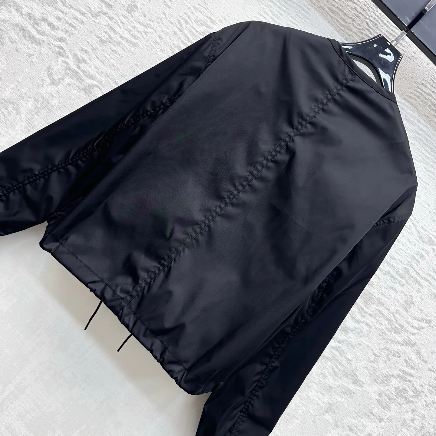 Куртки И Пуховики Женские Prada 19076712