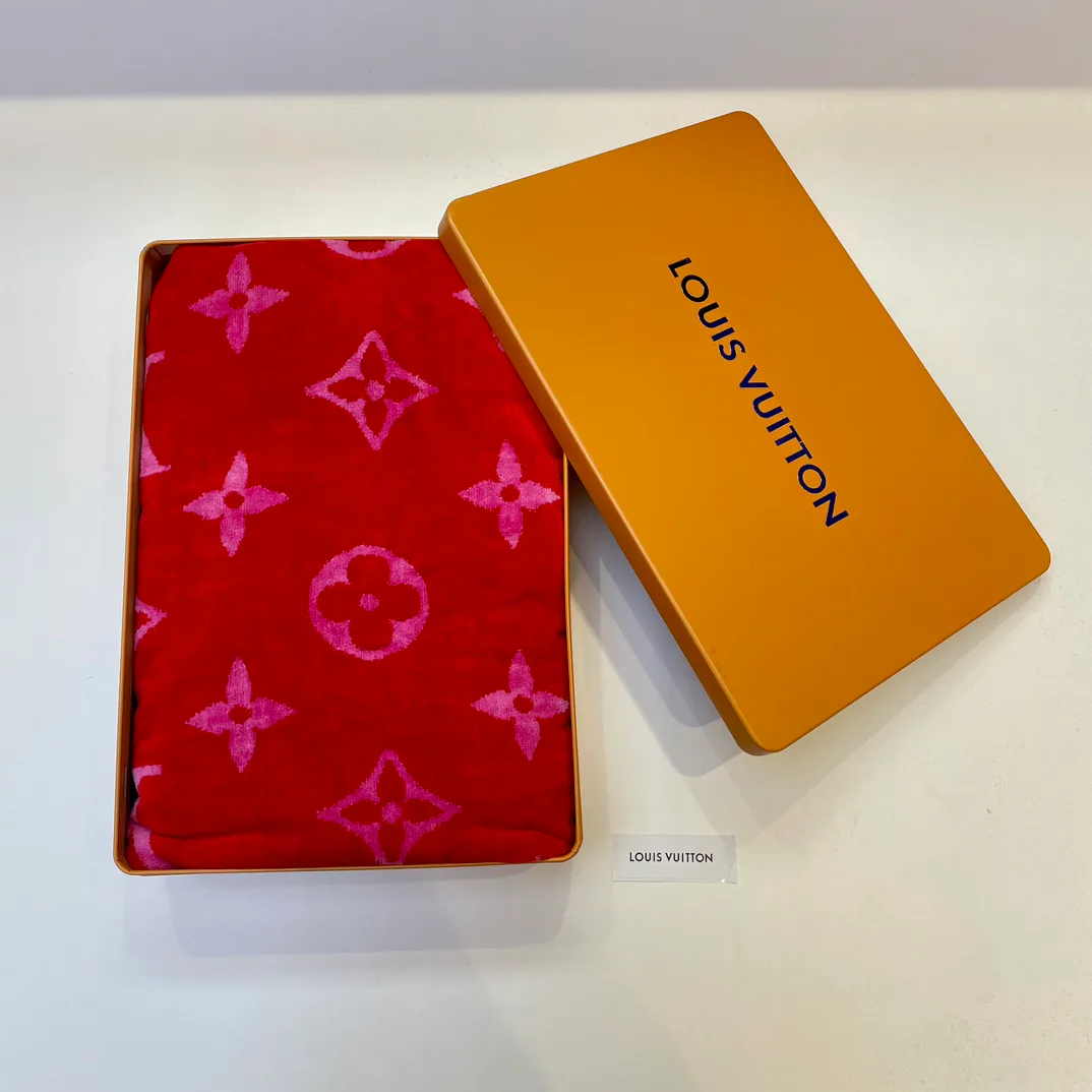 Текстиль Louis Vuitton 281268