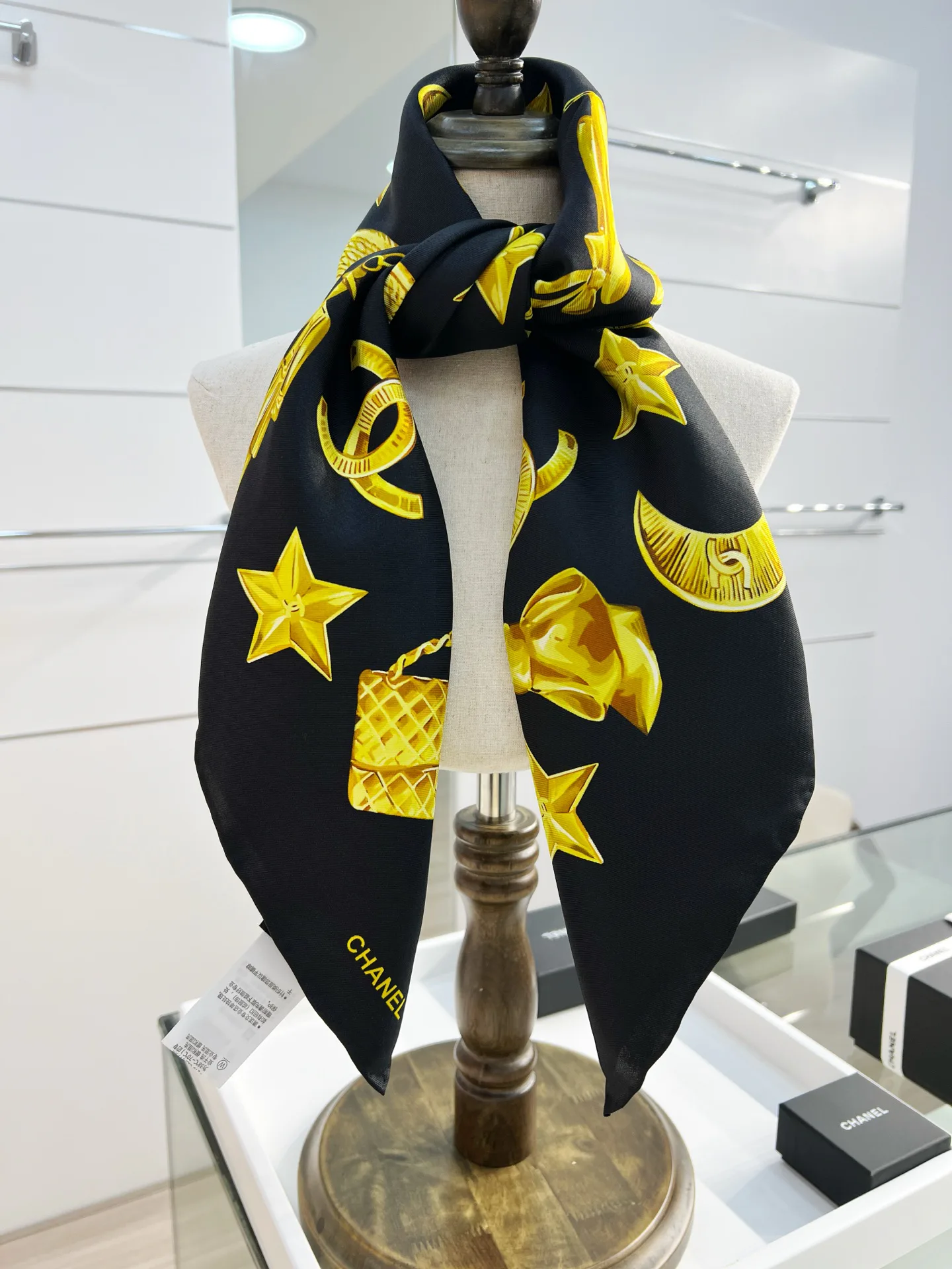 Платки Chanel 5024059