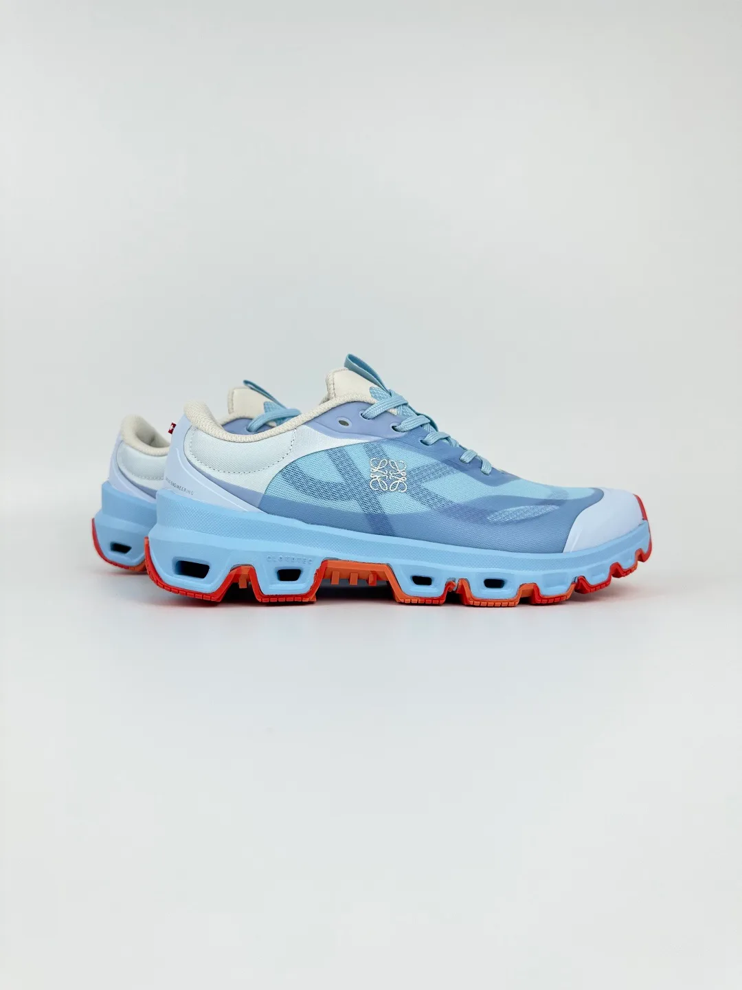 Кроссовки Женские Loewe 11228558