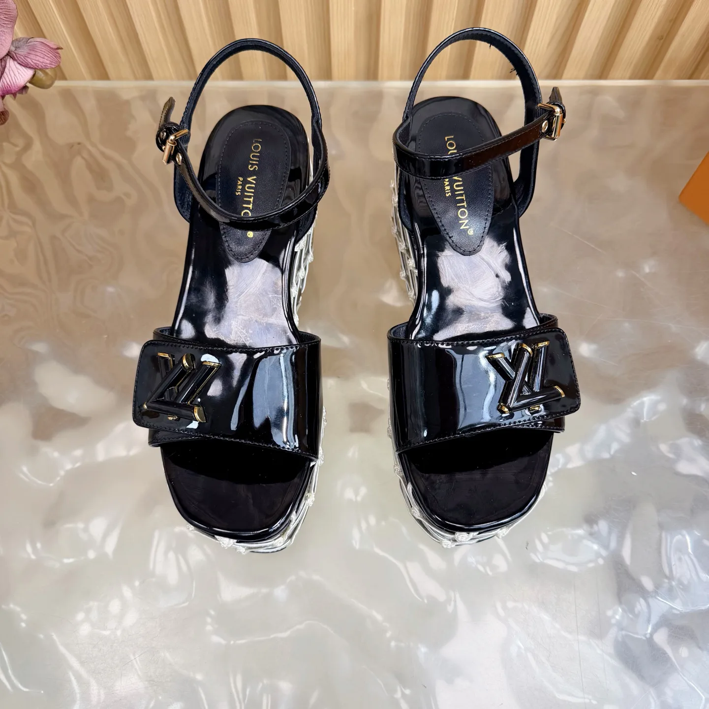 Босоножки Женские Louis Vuitton 12615432