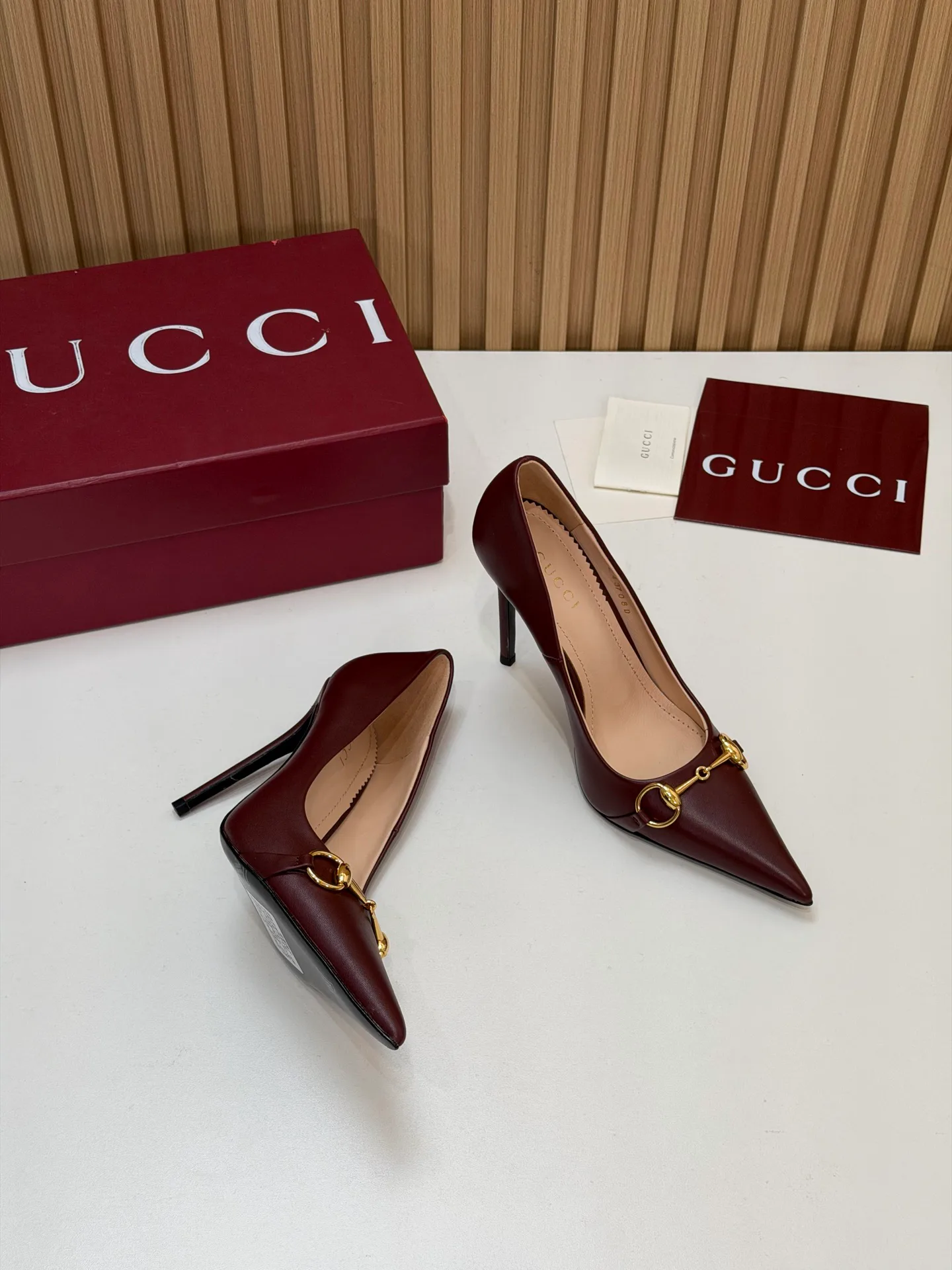 Туфли Женские Gucci 18245477