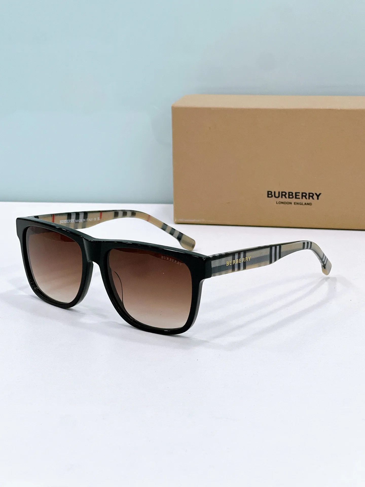 Очки Burberry 13098074