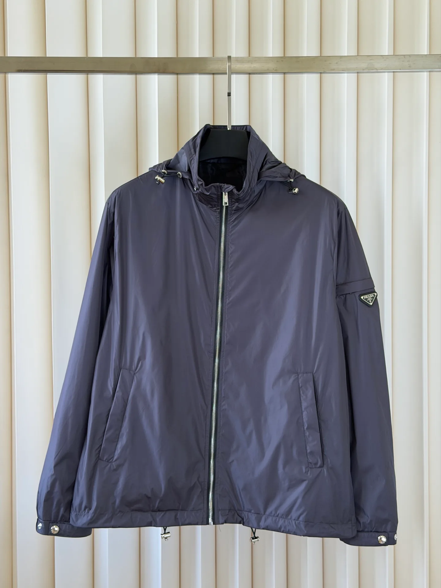 Куртки И Пуховики Женские Prada 17949793
