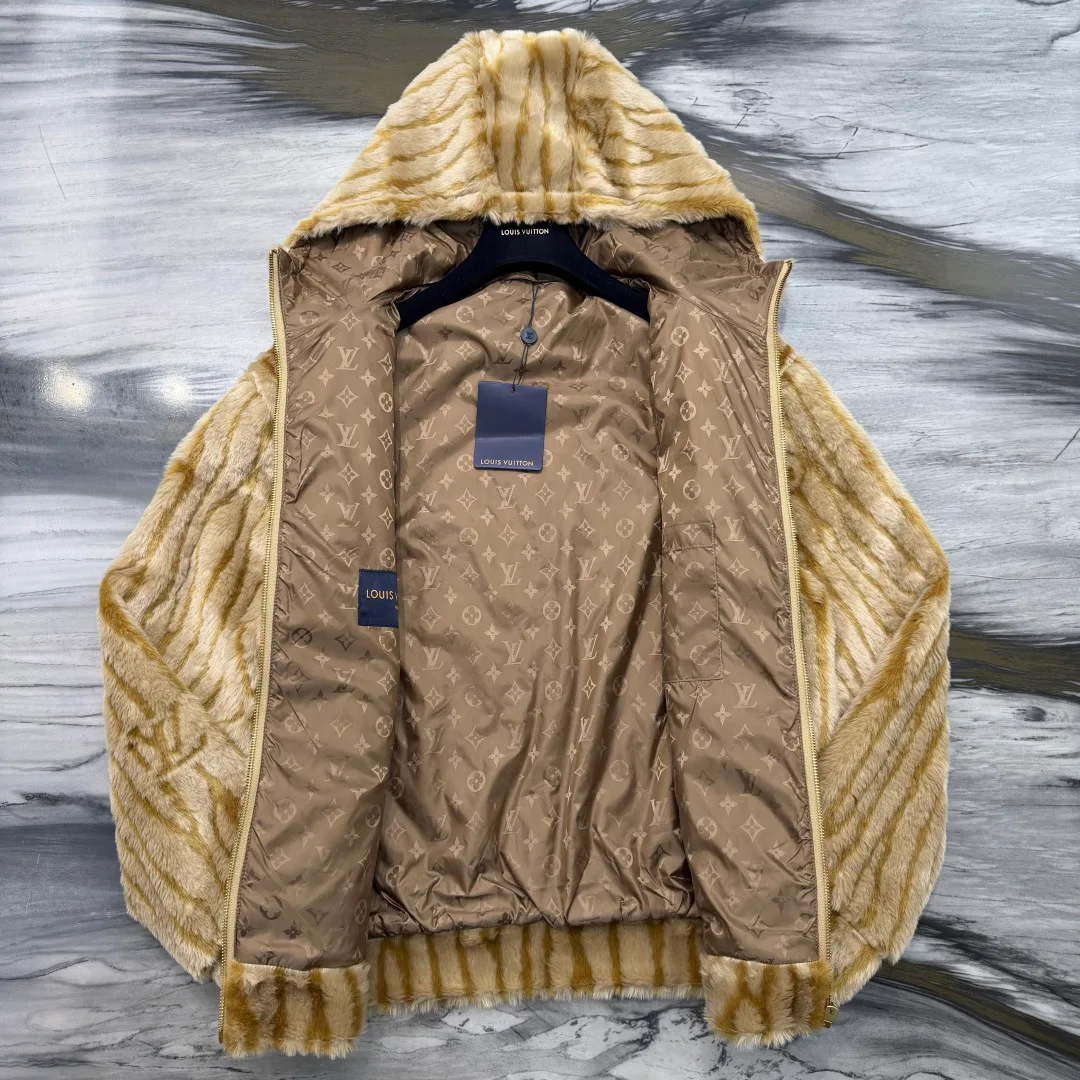 Куртки И Пуховики Мужские Louis Vuitton 923836