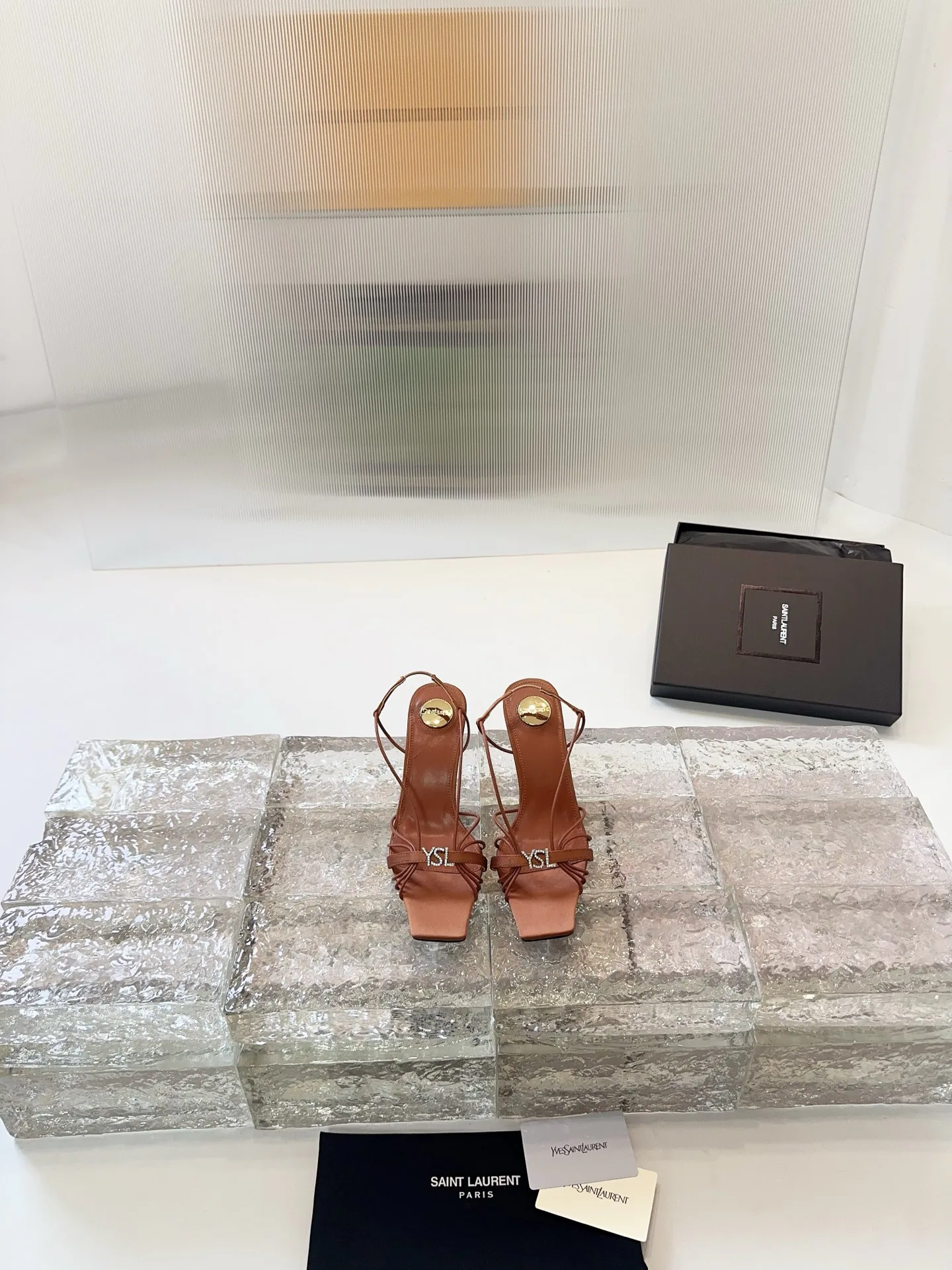 Босоножки Женские Saint Laurent 11278236