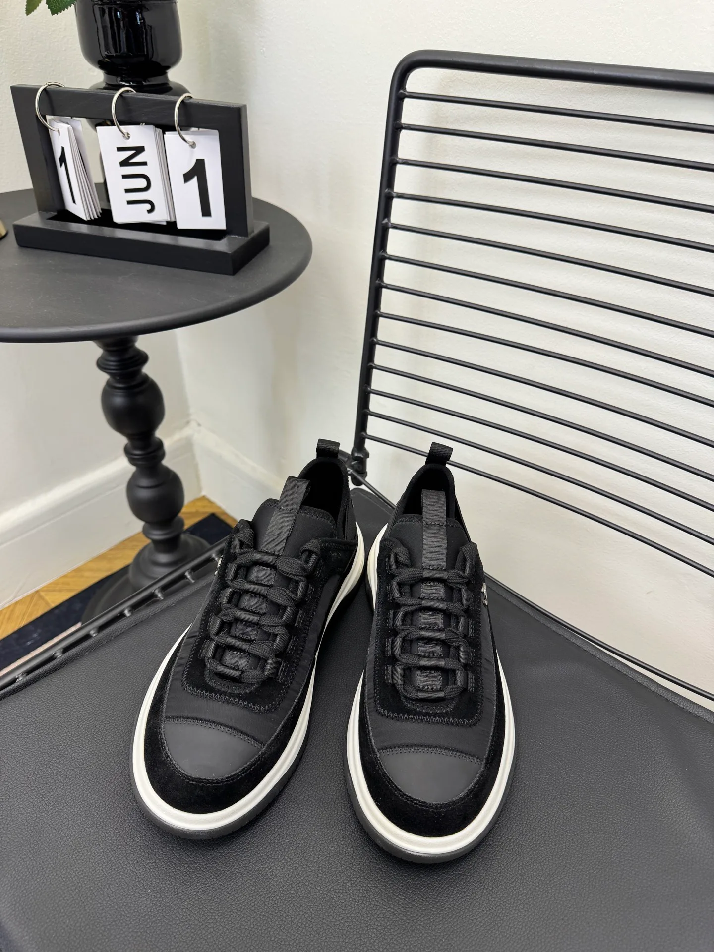 Кроссовки Женские Chanel 11494640