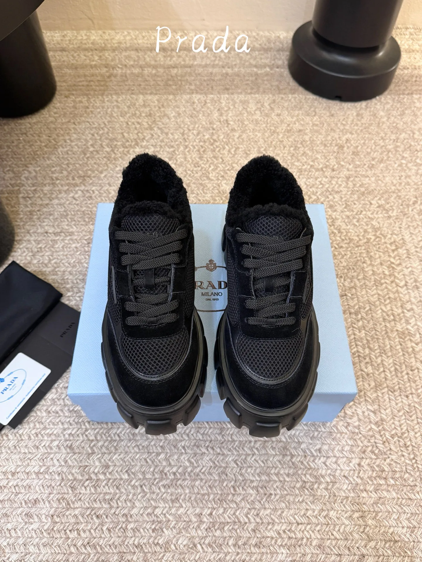 Кроссовки Женские Prada 19151186
