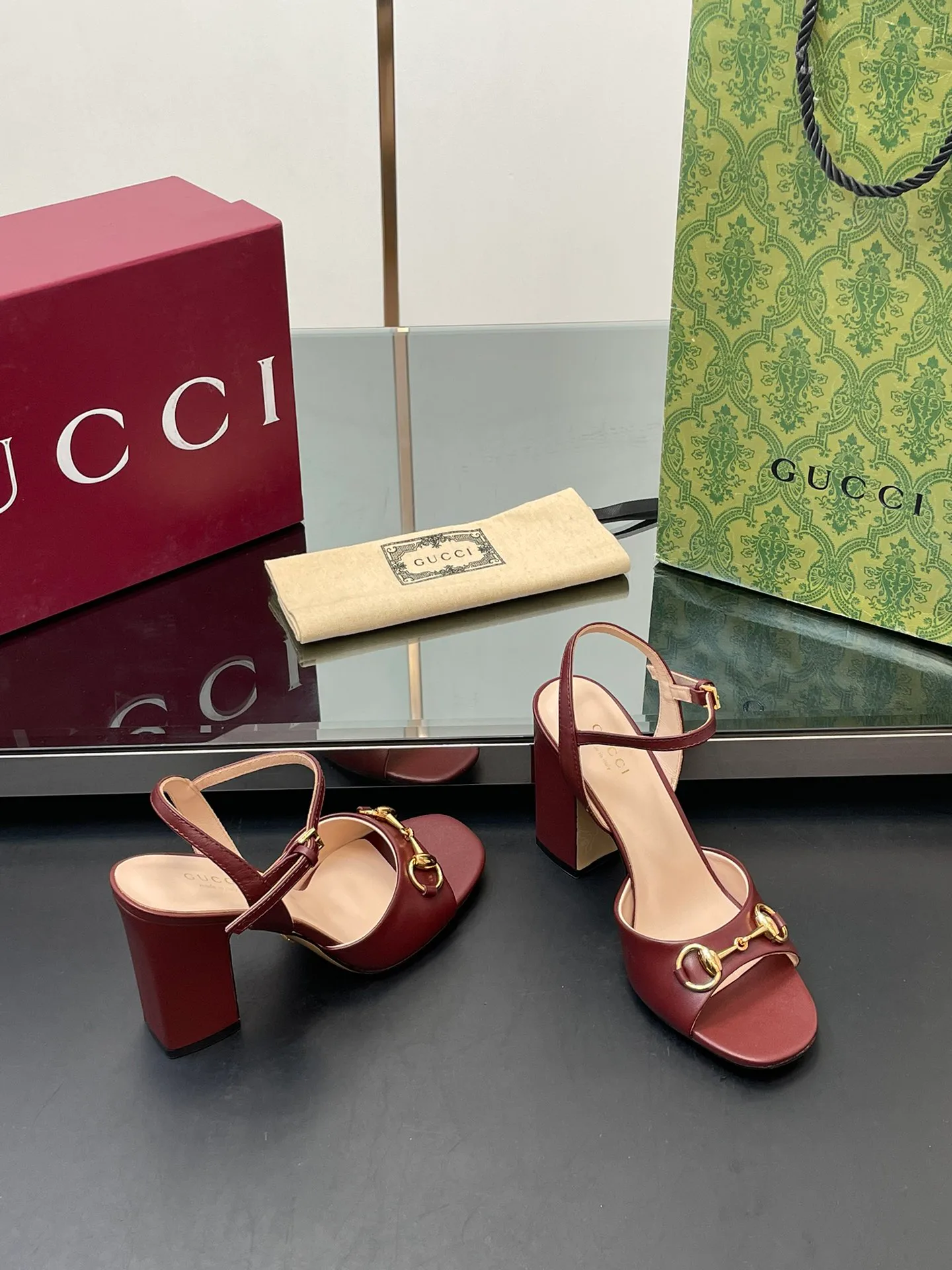Босоножки Женские Gucci 22799