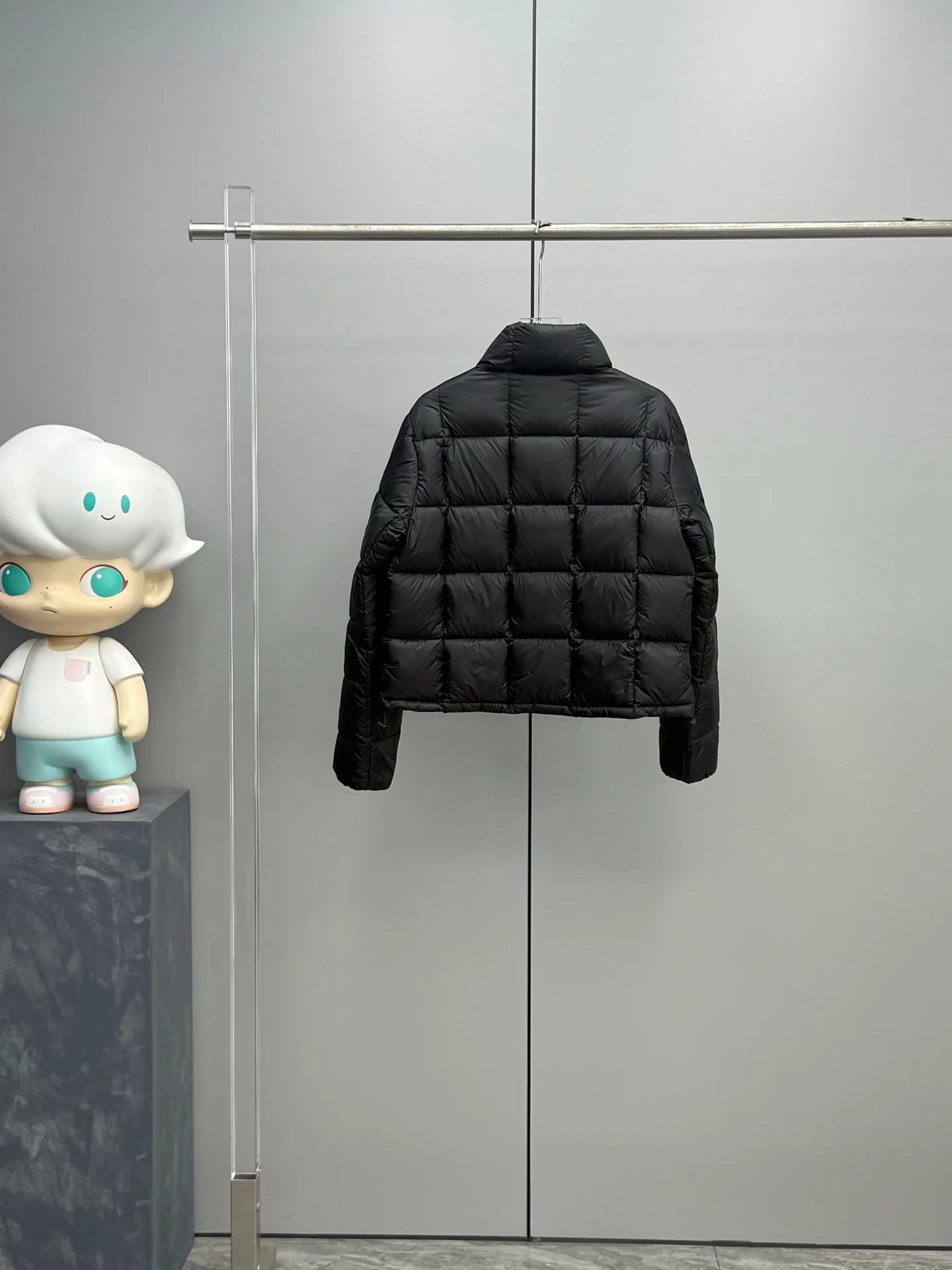 Куртки И Пуховики Женские Moncler 17328480