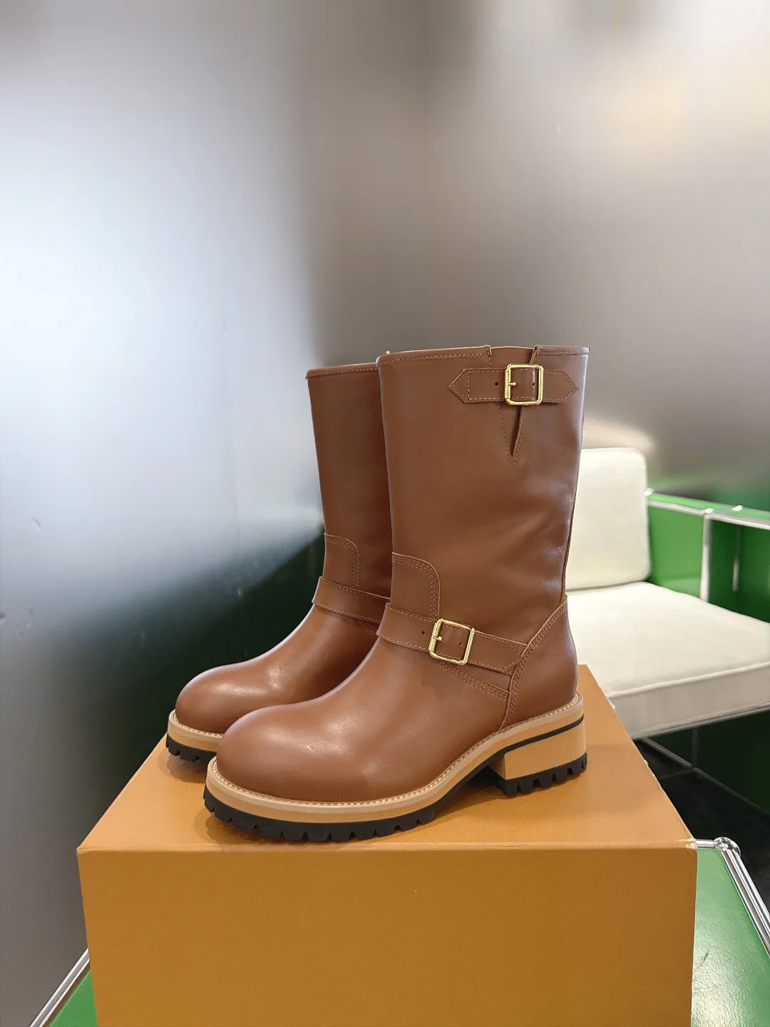 Ботинки Женские Louis Vuitton 18053350