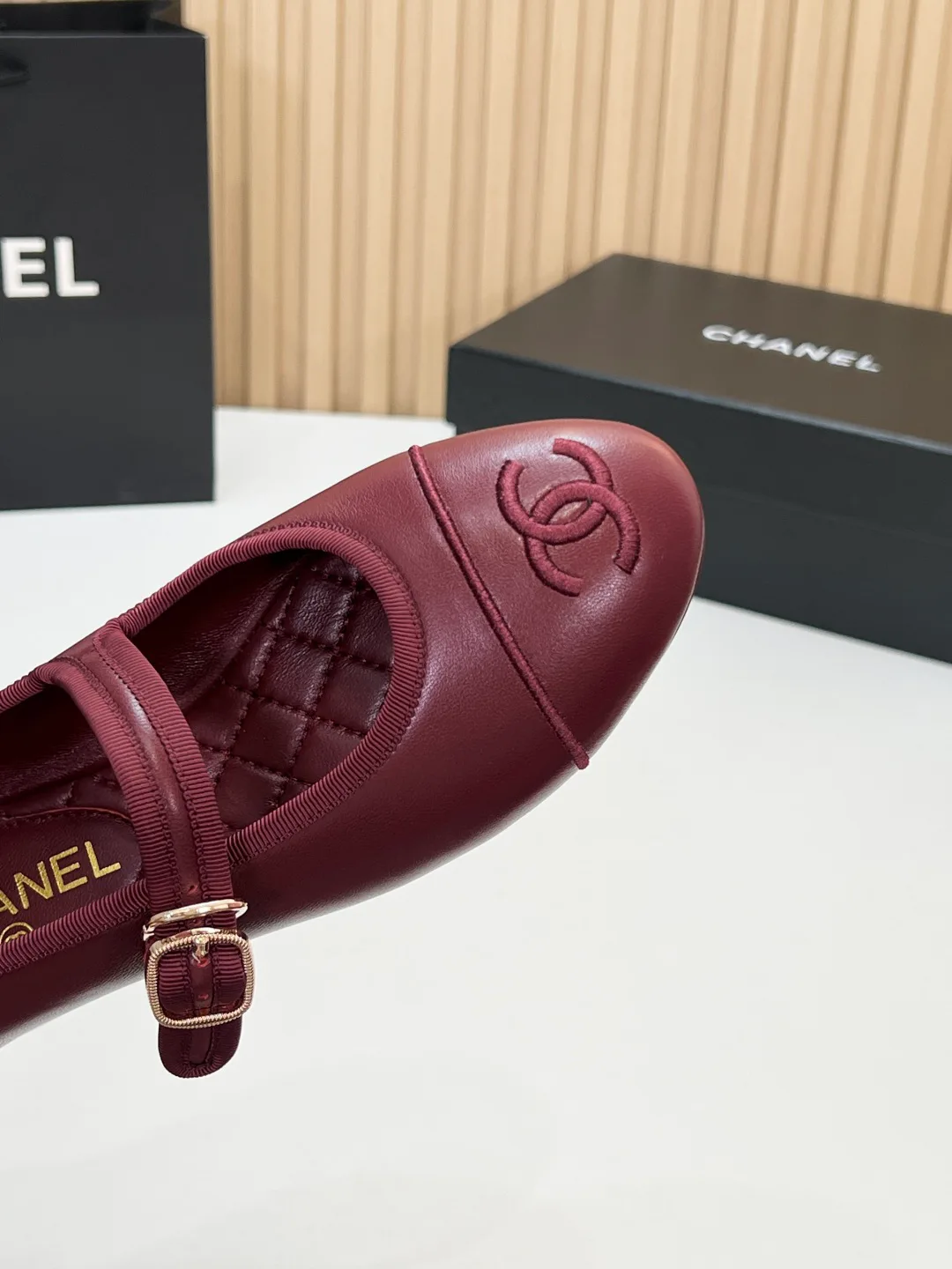 Туфли Женские Chanel 19271192