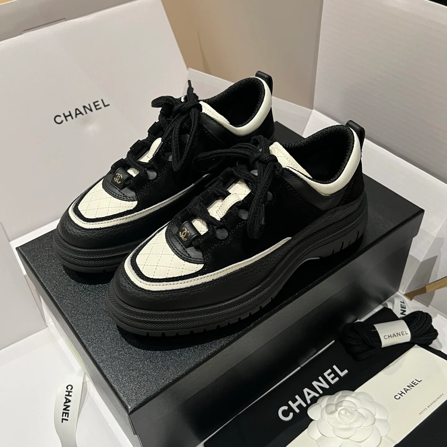 Кроссовки Женские Chanel 1098015