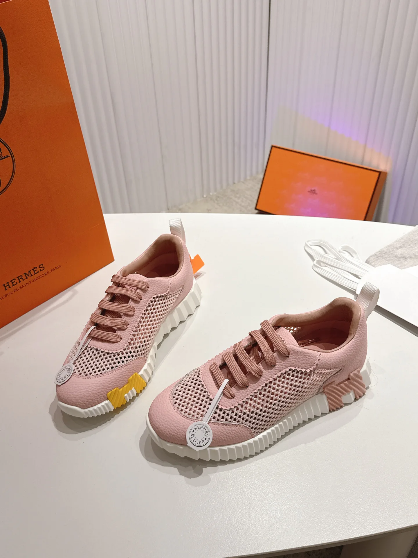Кроссовки Женские Hermes 1744749