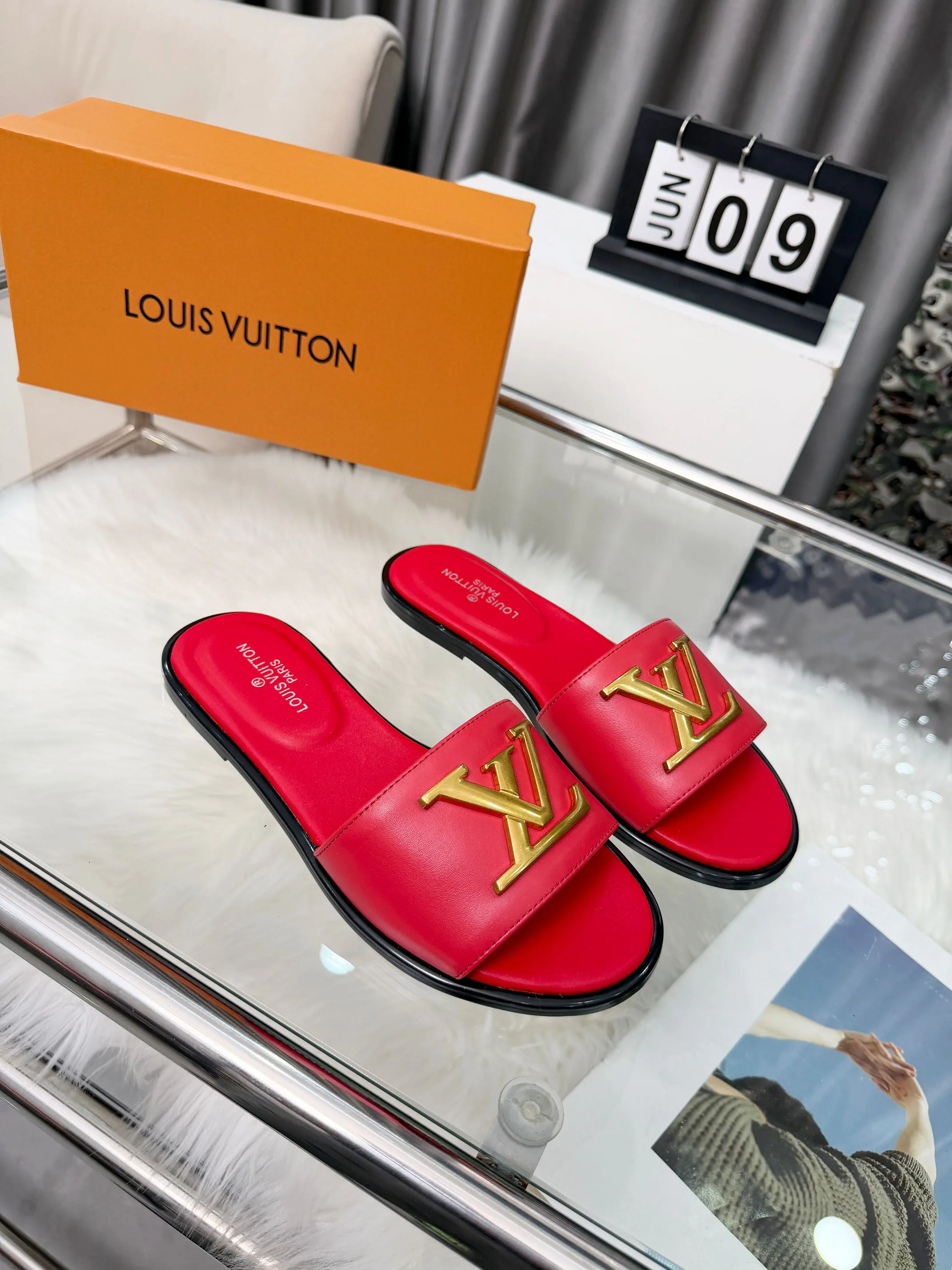 Туфли Женские Louis Vuitton 11633037