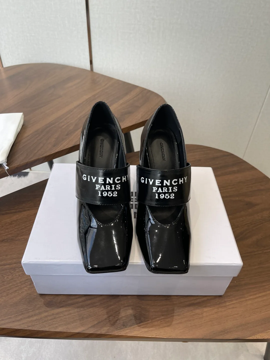 Туфли Женские Givenchy 375026