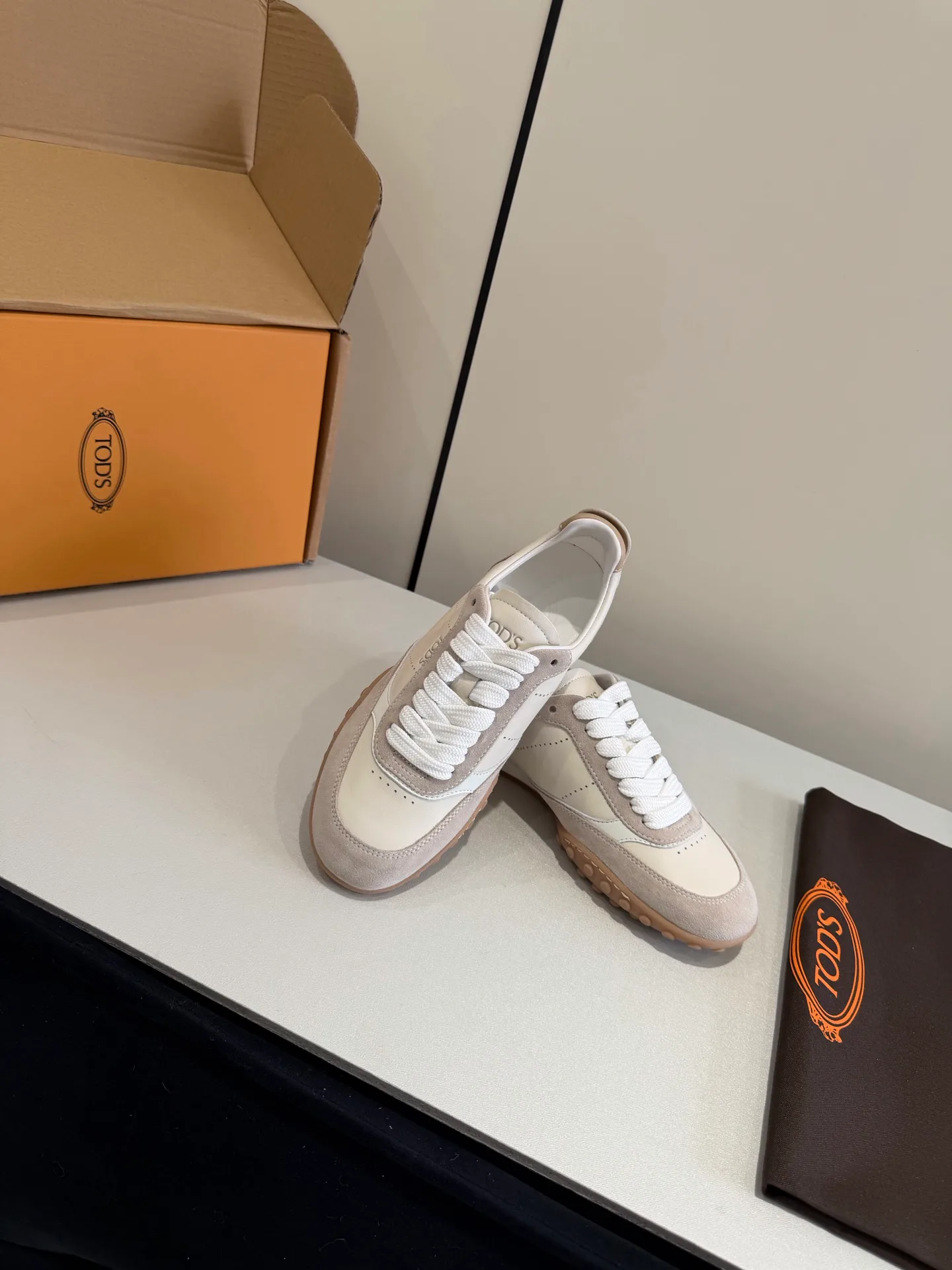 Кроссовки Женские Tod's 19231889
