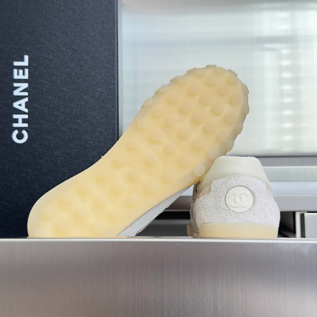 Кроссовки Женские Chanel 11595703