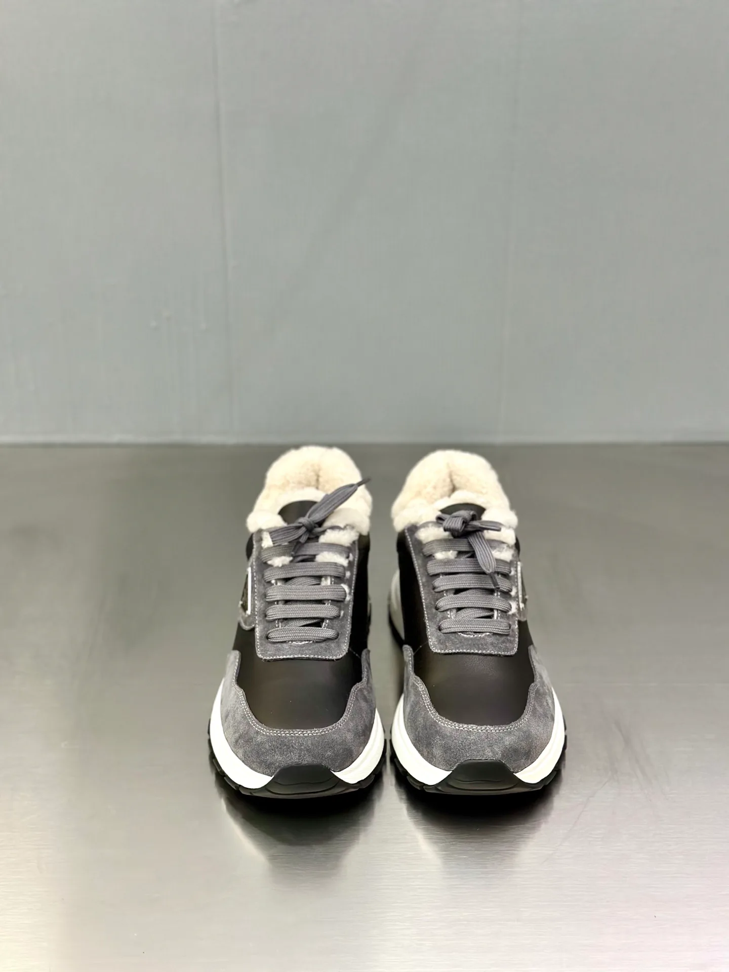 Кроссовки Мужские Prada 254813