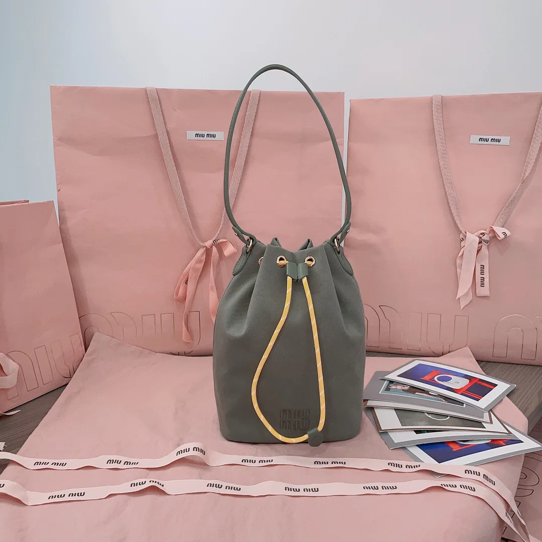 Сумки На Ремне Женские Miu Miu 11243498