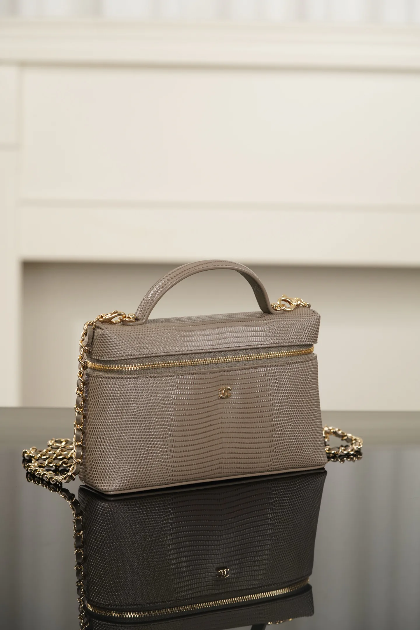 Классические Сумки Женские Chanel 17979690