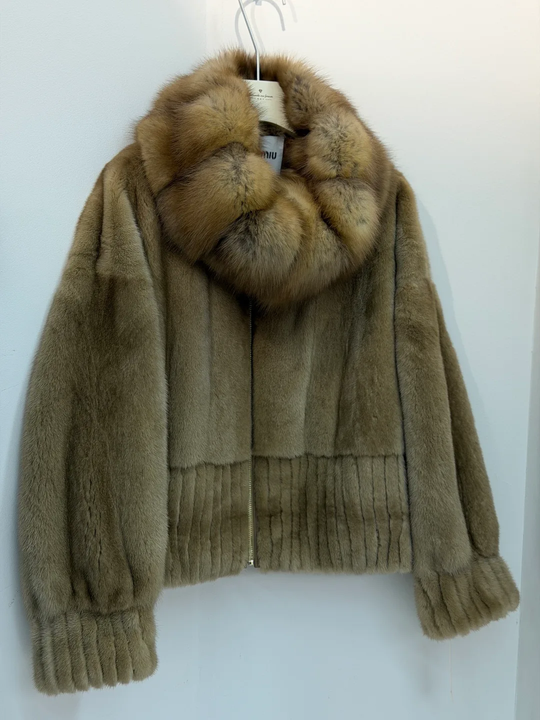 Шубы Женские Miu Miu 194714