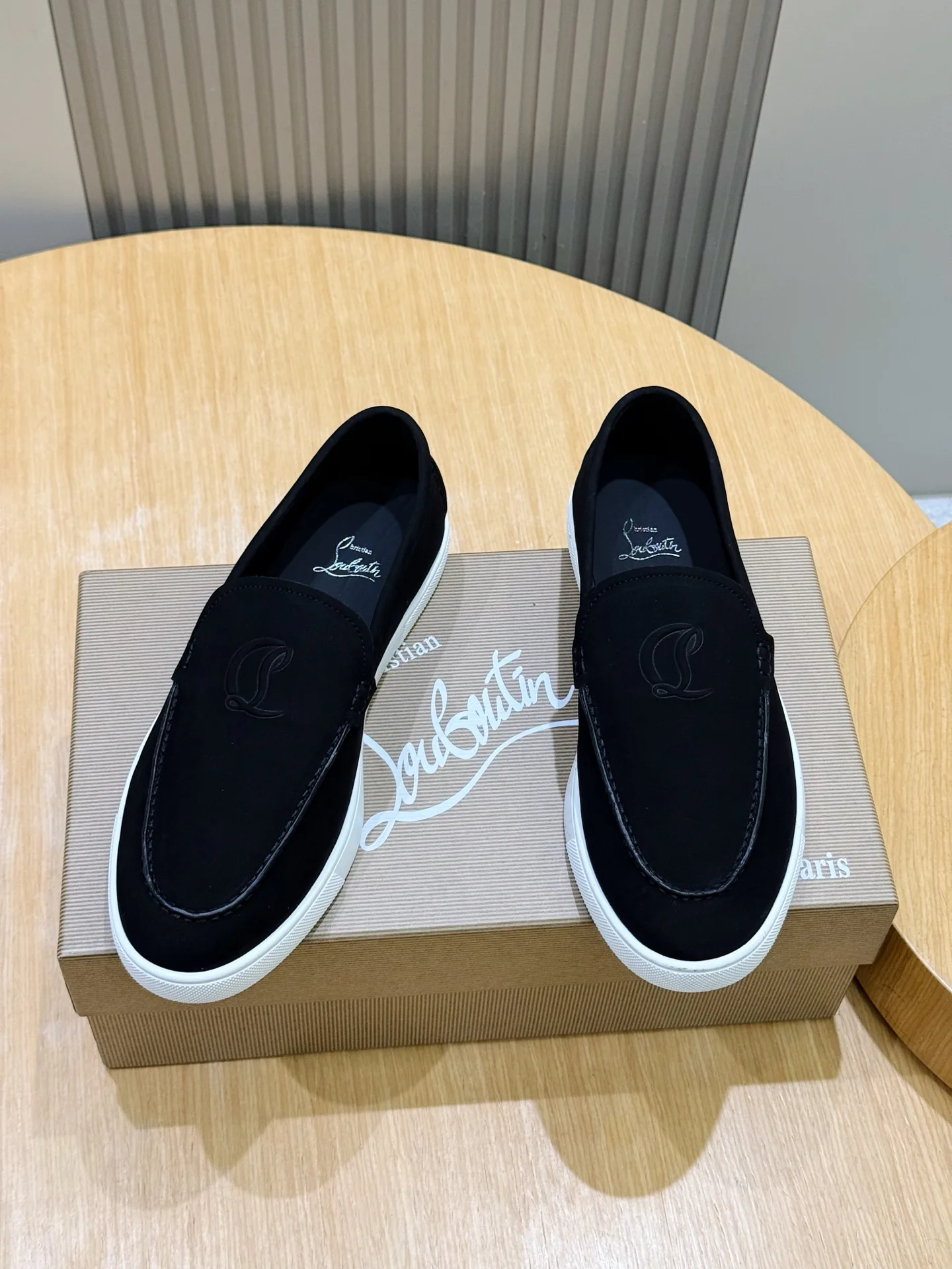 Лоферы И Туфли Мужские Christian Louboutin 19000104