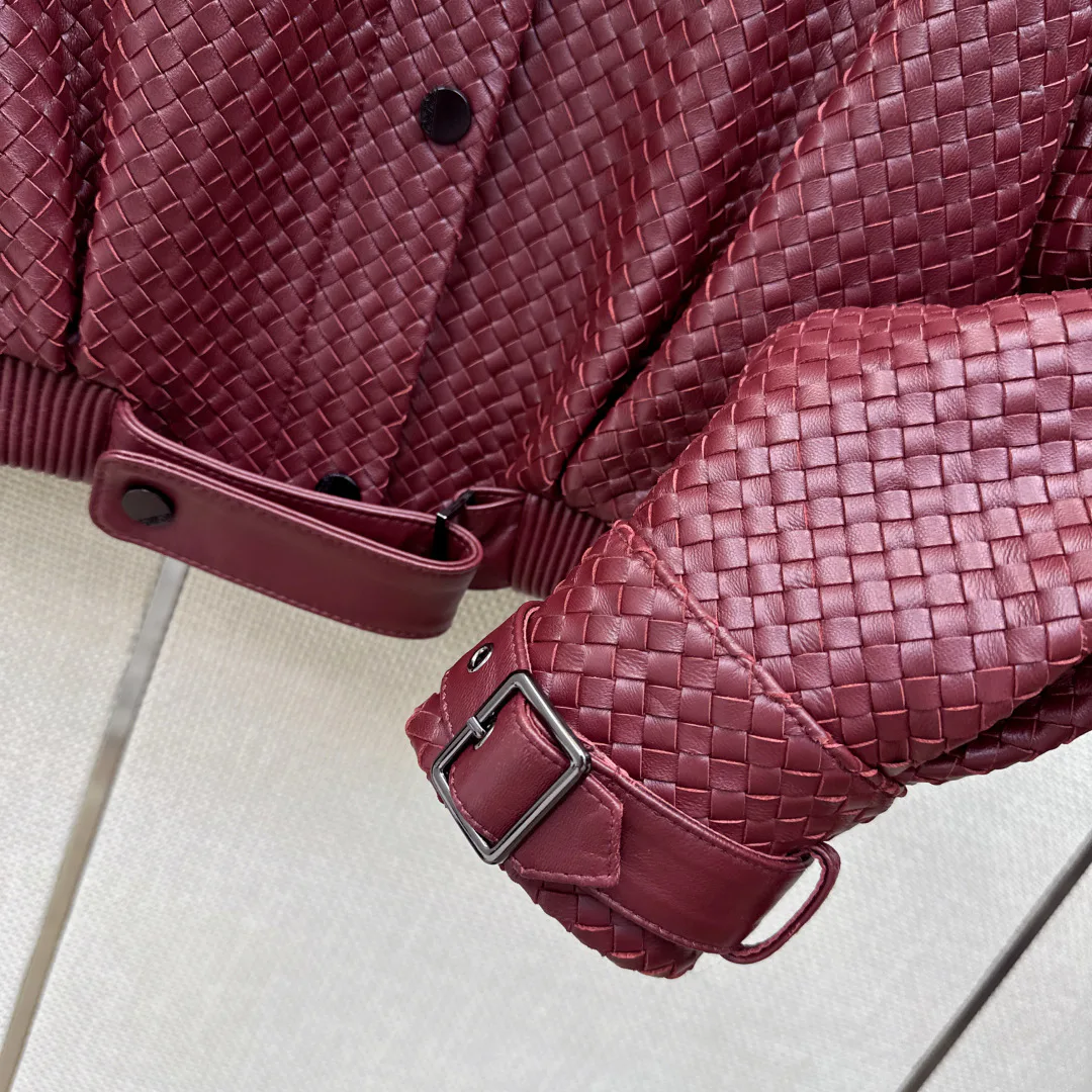 Кожаные Куртки И Дублёнки Женские Bottega Veneta 11527585