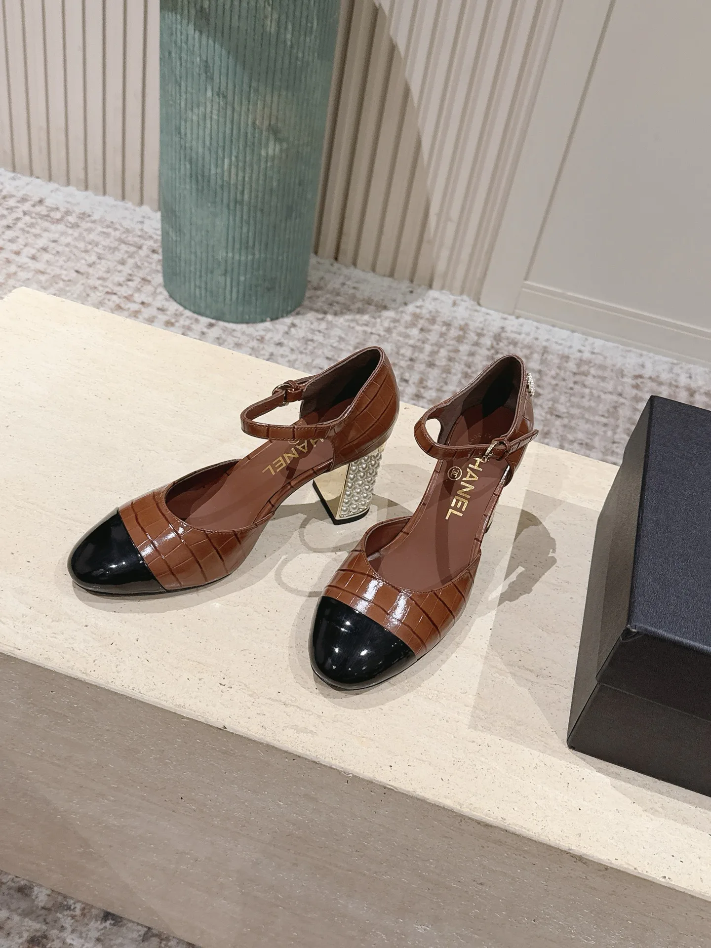 Босоножки Женские Chanel 11566294