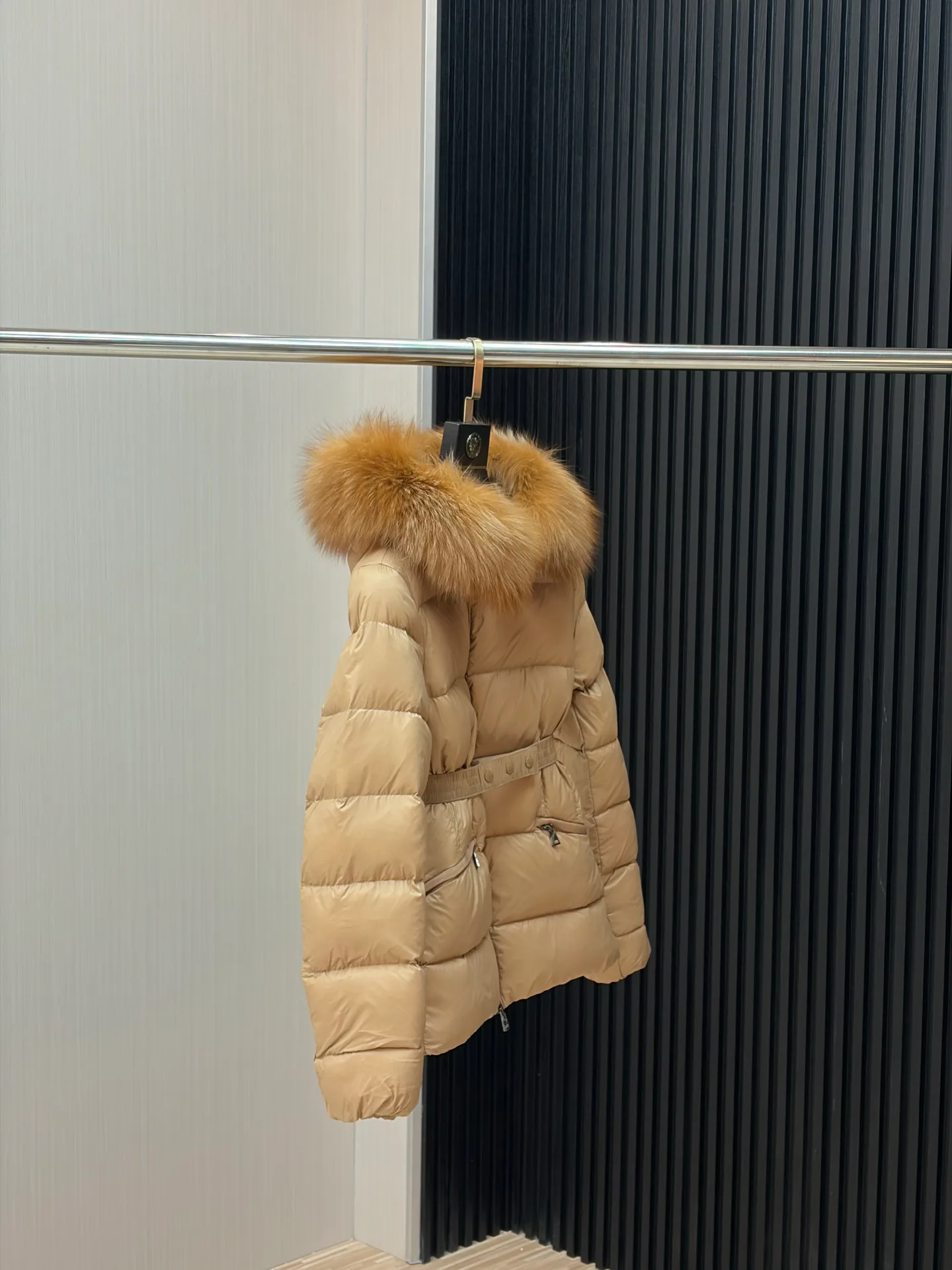 Куртки И Пуховики Женские Moncler 17926556