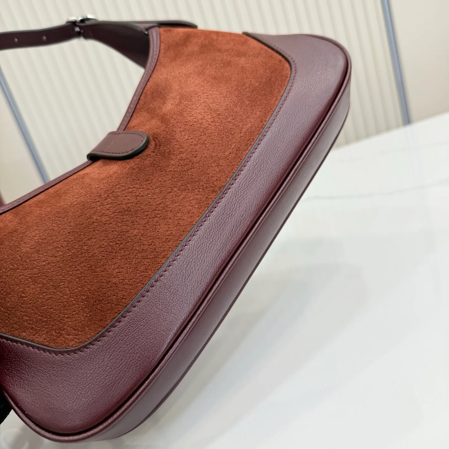 Классические Сумки Женские Gucci 17366994