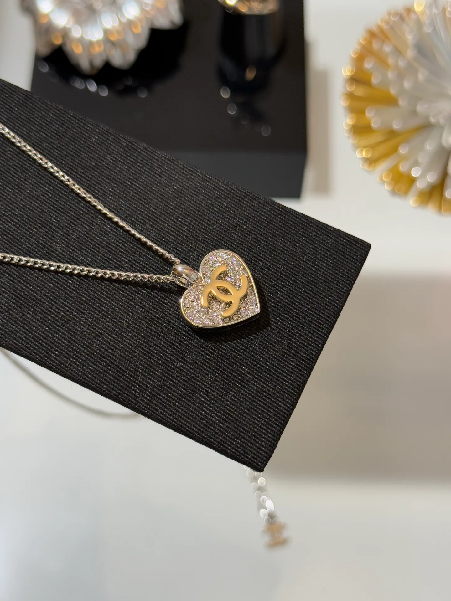 Бижутерия Chanel 11629896