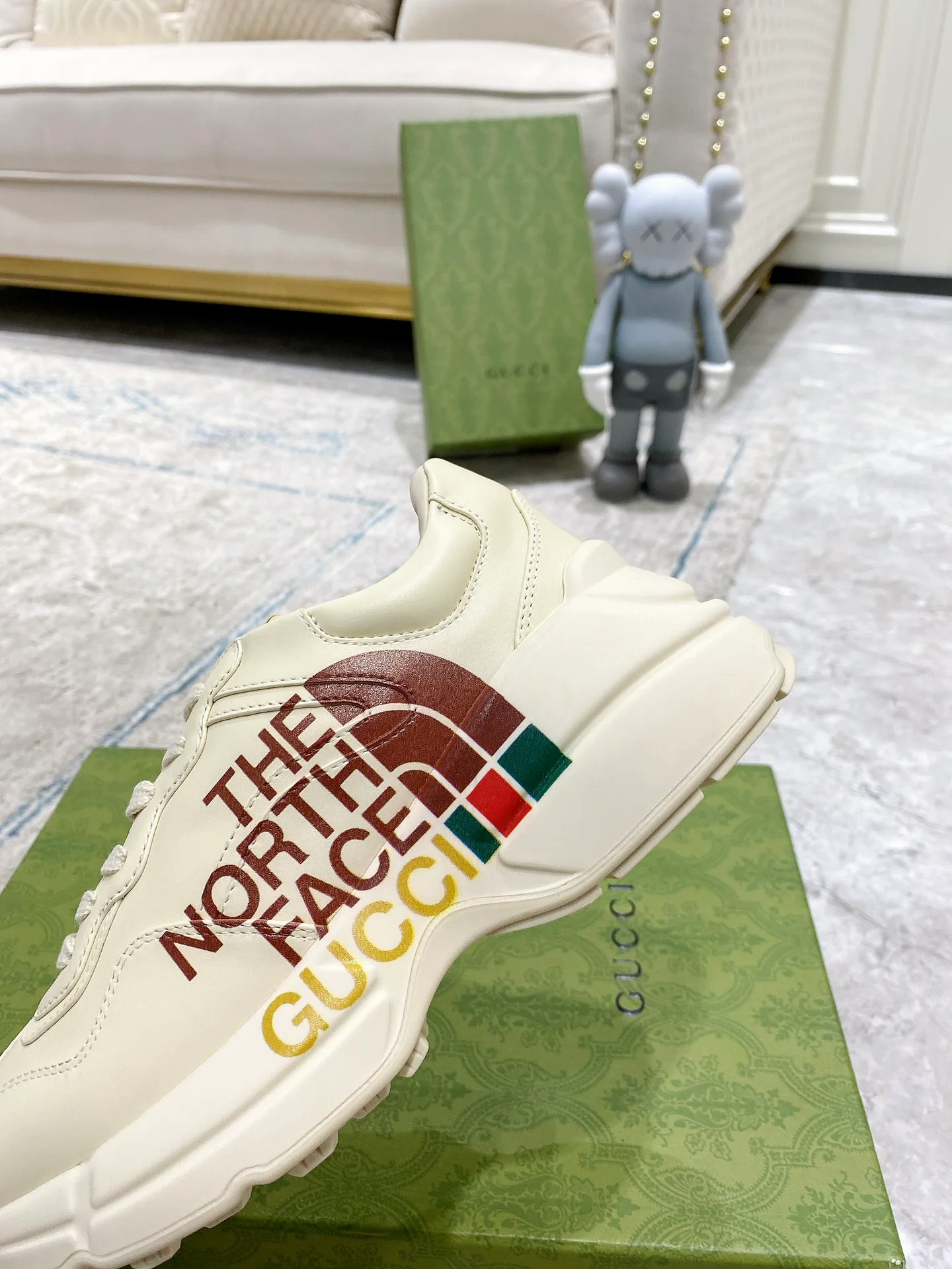 Кроссовки Женские Gucci 375851