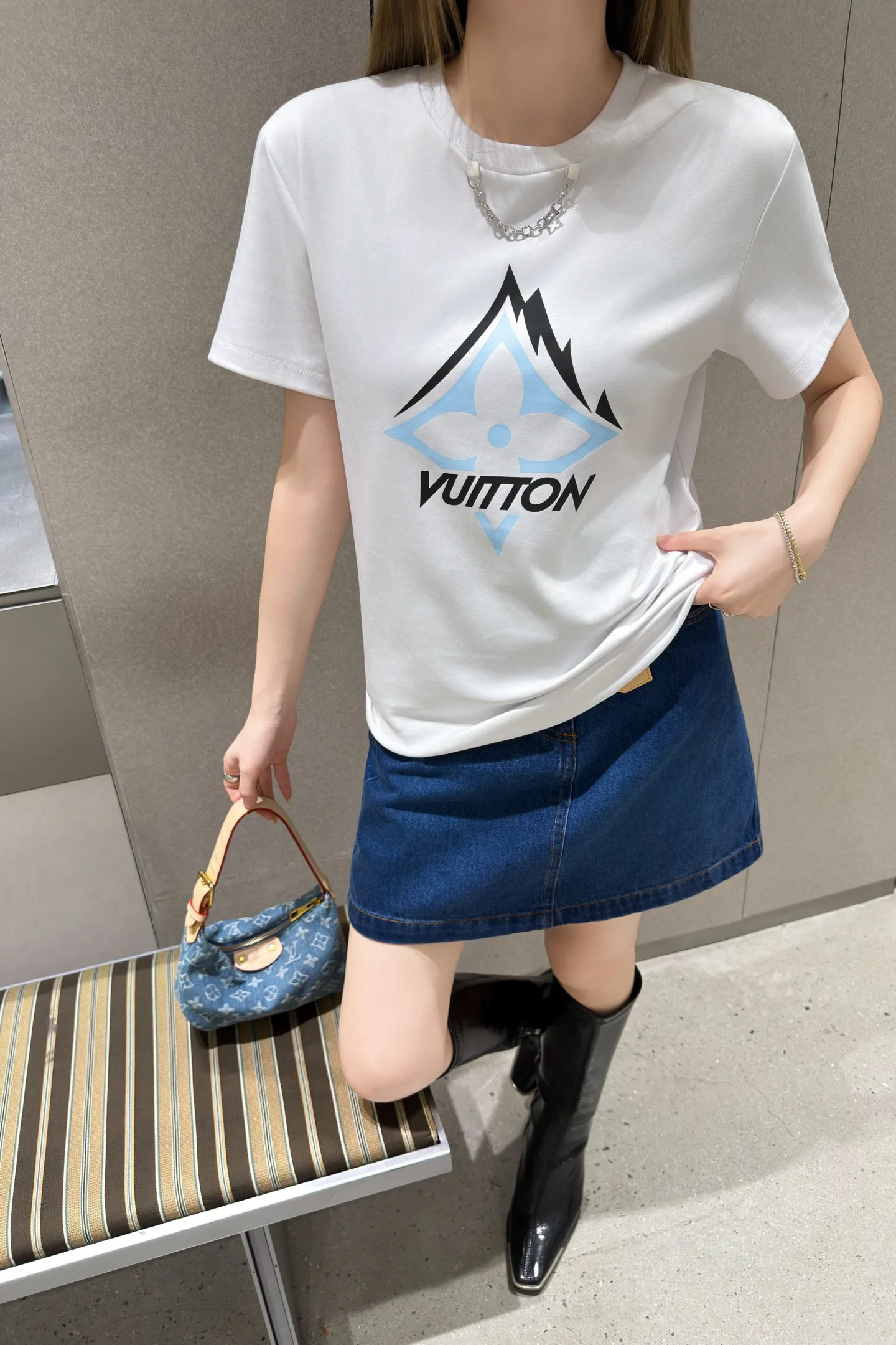 Футболки Женские Louis Vuitton 10380526