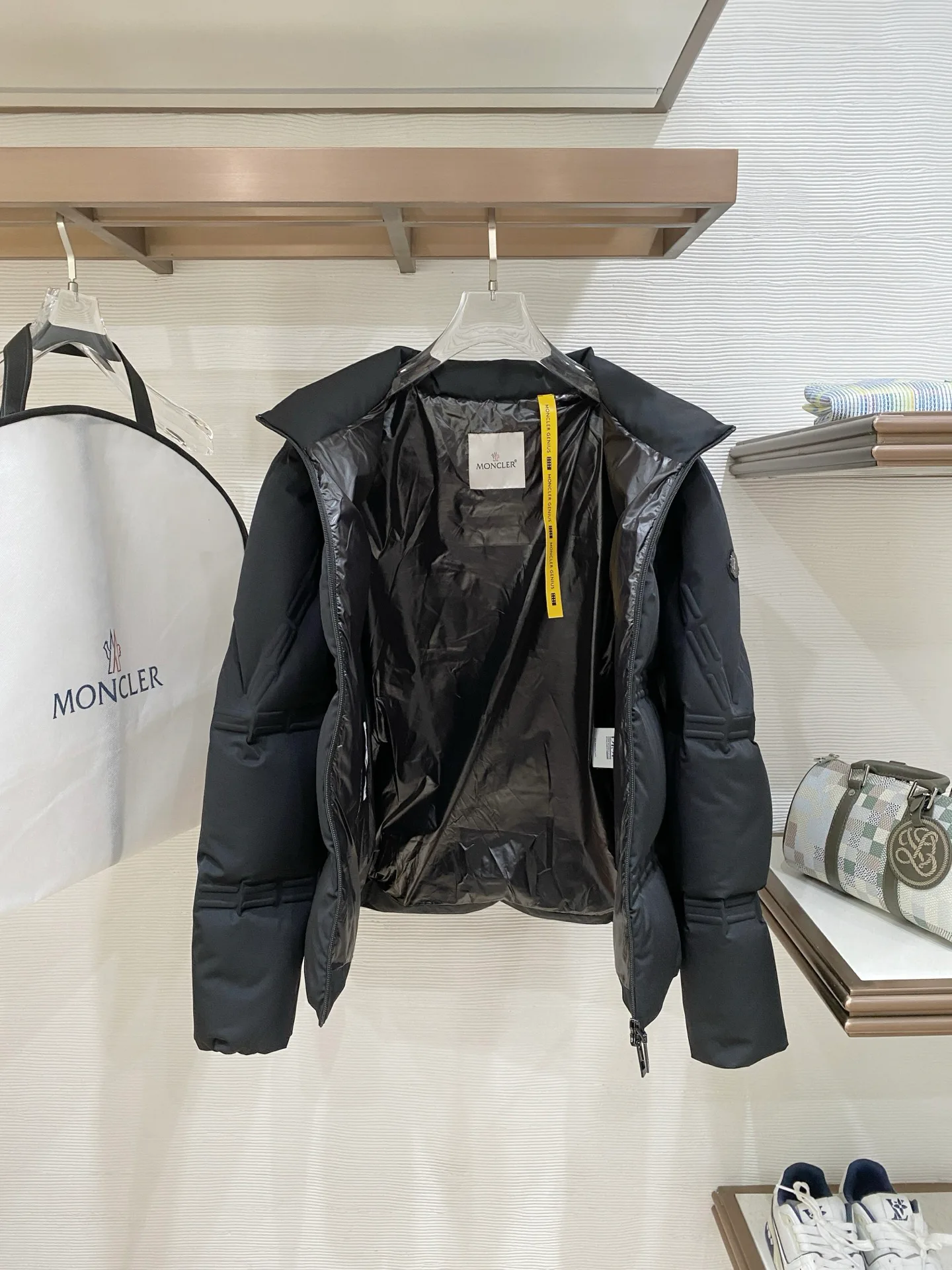 Куртки И Пуховики Женские Moncler 558473