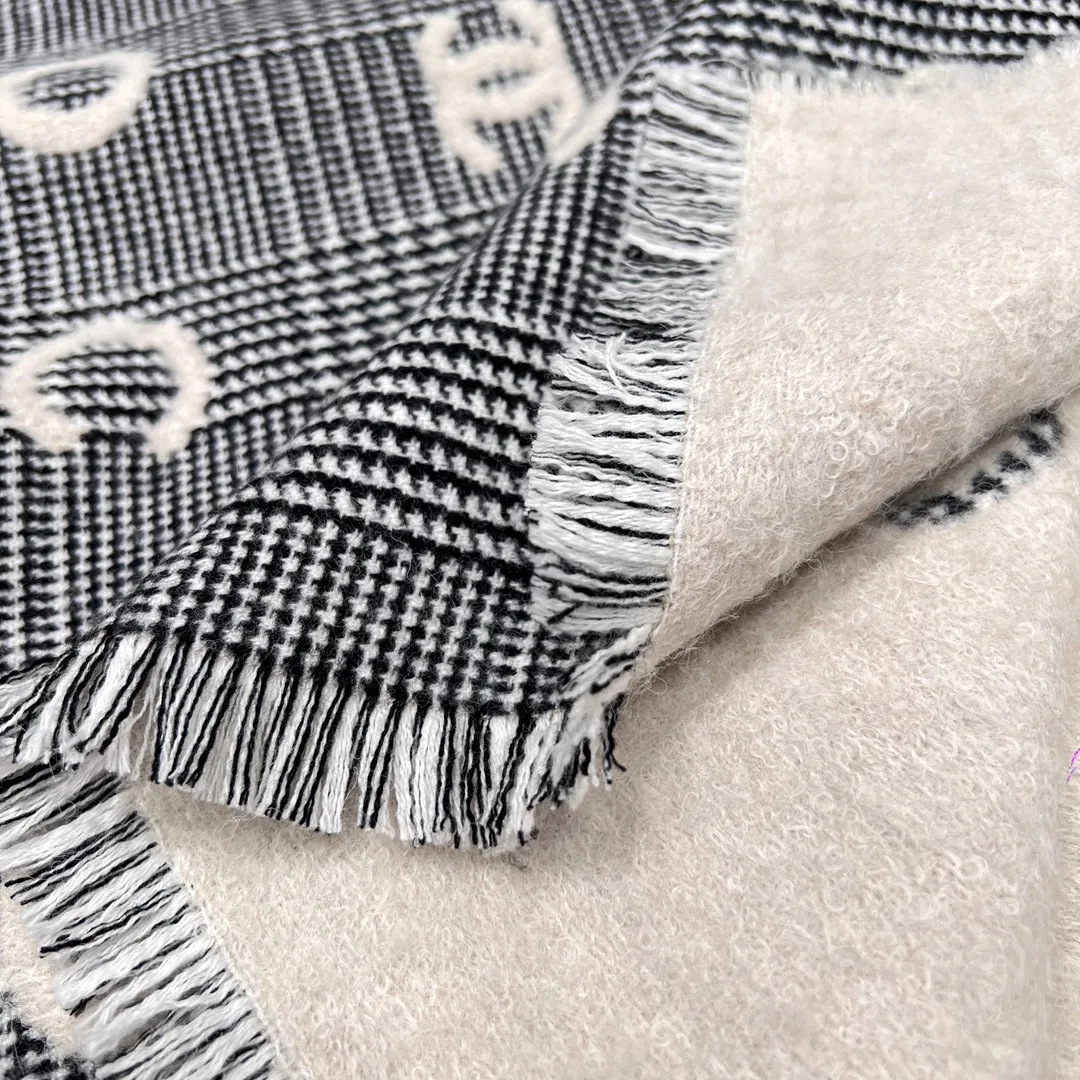 Шарфы Chanel 562852