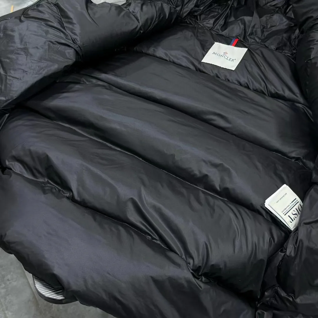 Куртки И Пуховики Женские Moncler 17964486