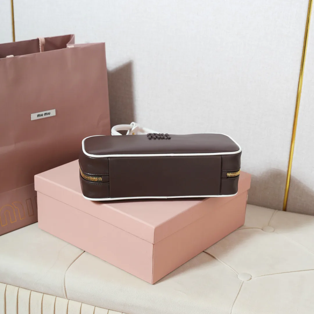 Классические Сумки Женские Miu Miu 11402803